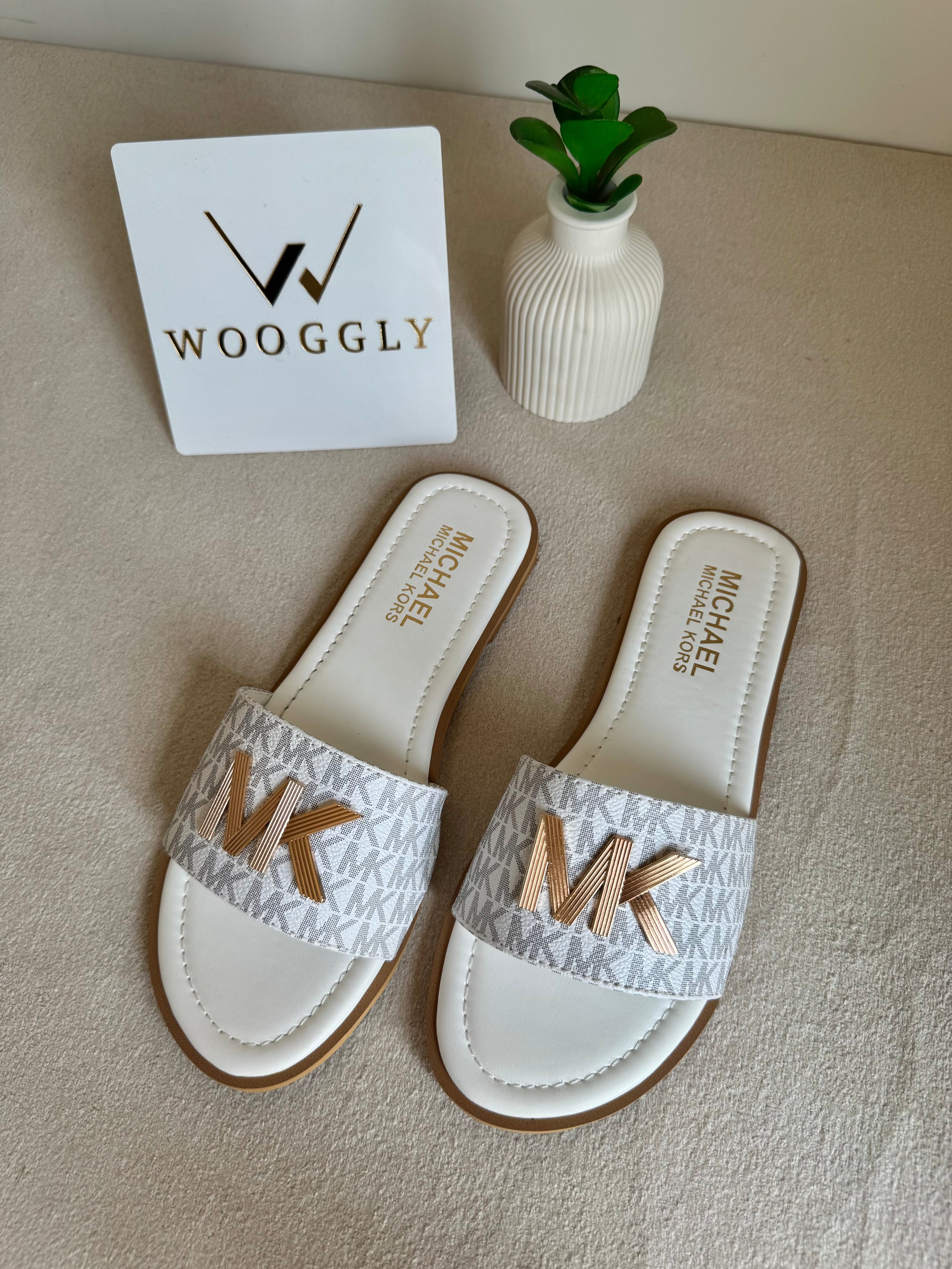 Viral MK Slides - White
