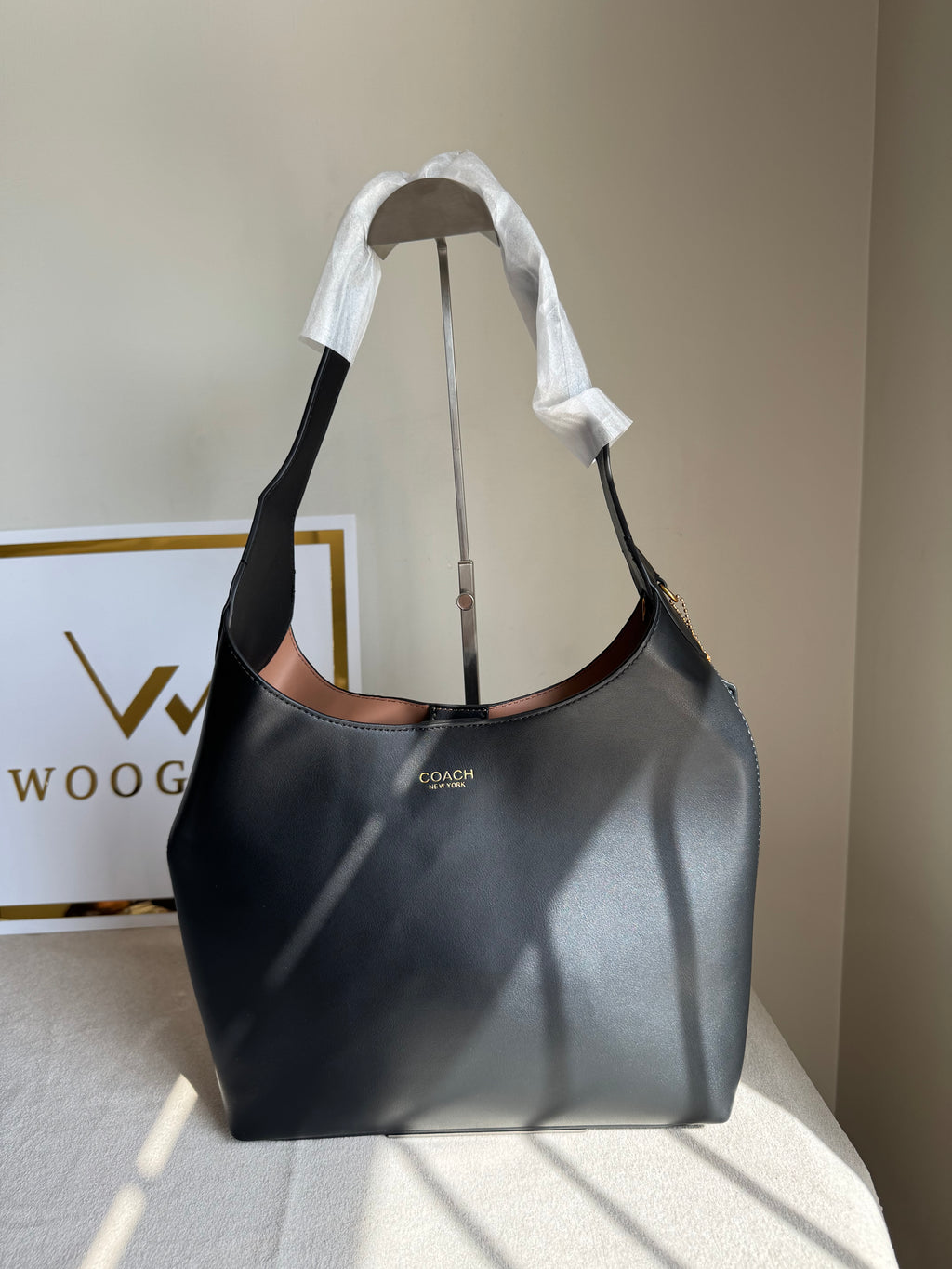 COACH Brooklyn Black - MAGNETIC BOX PACKING