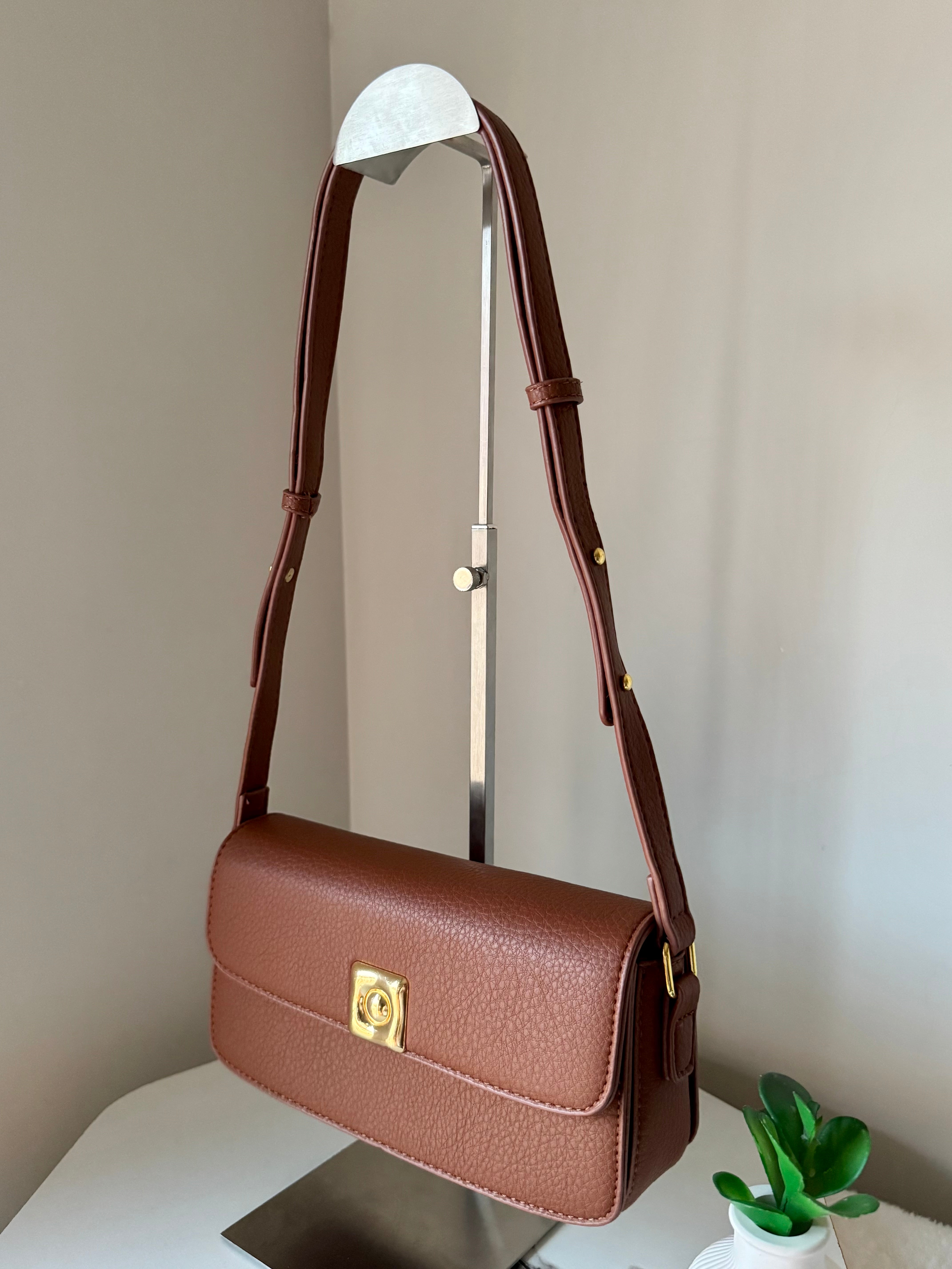 City Girl Sling (Warm Brown)