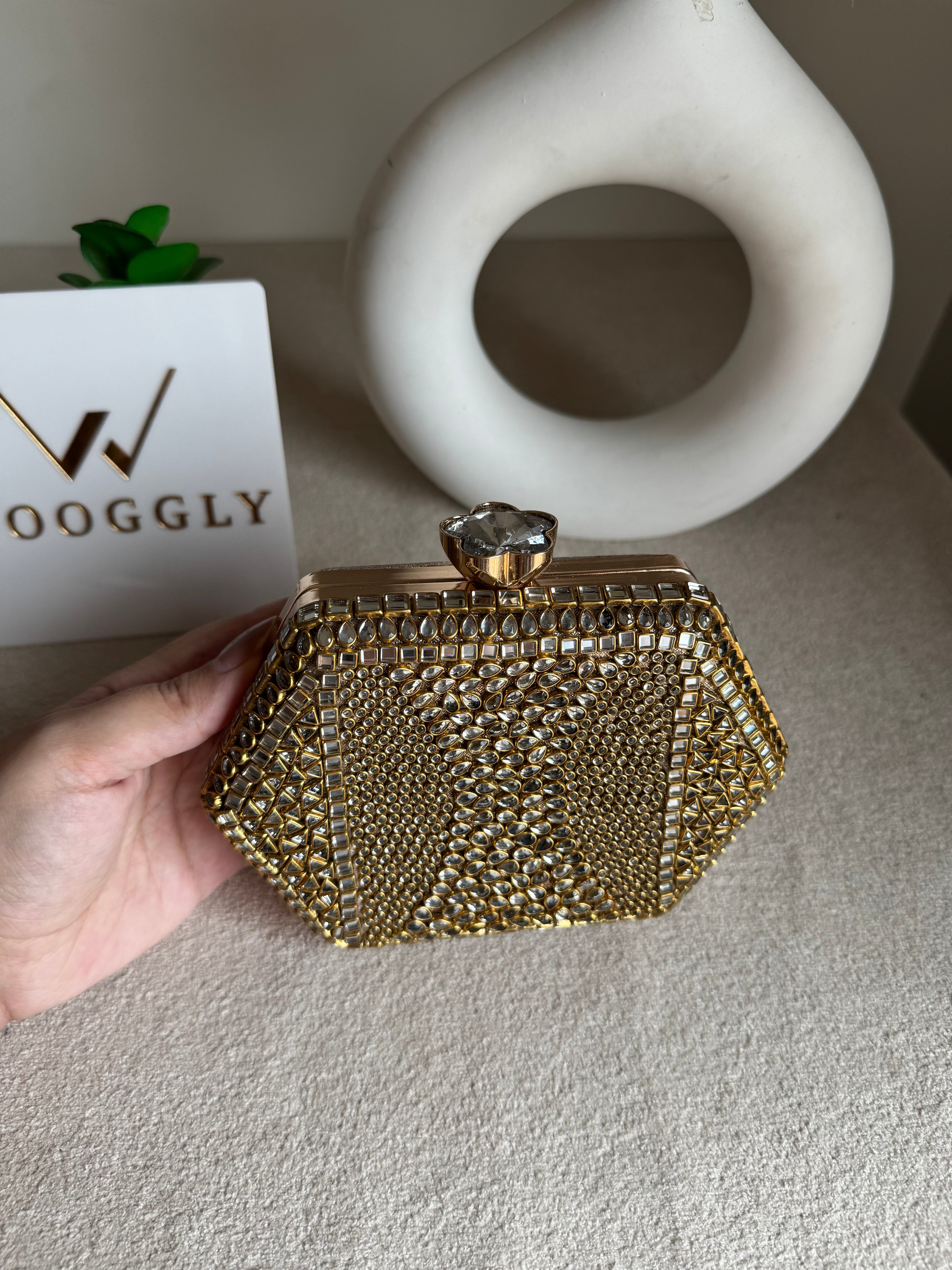 Kundan Diva Clutch Design 1