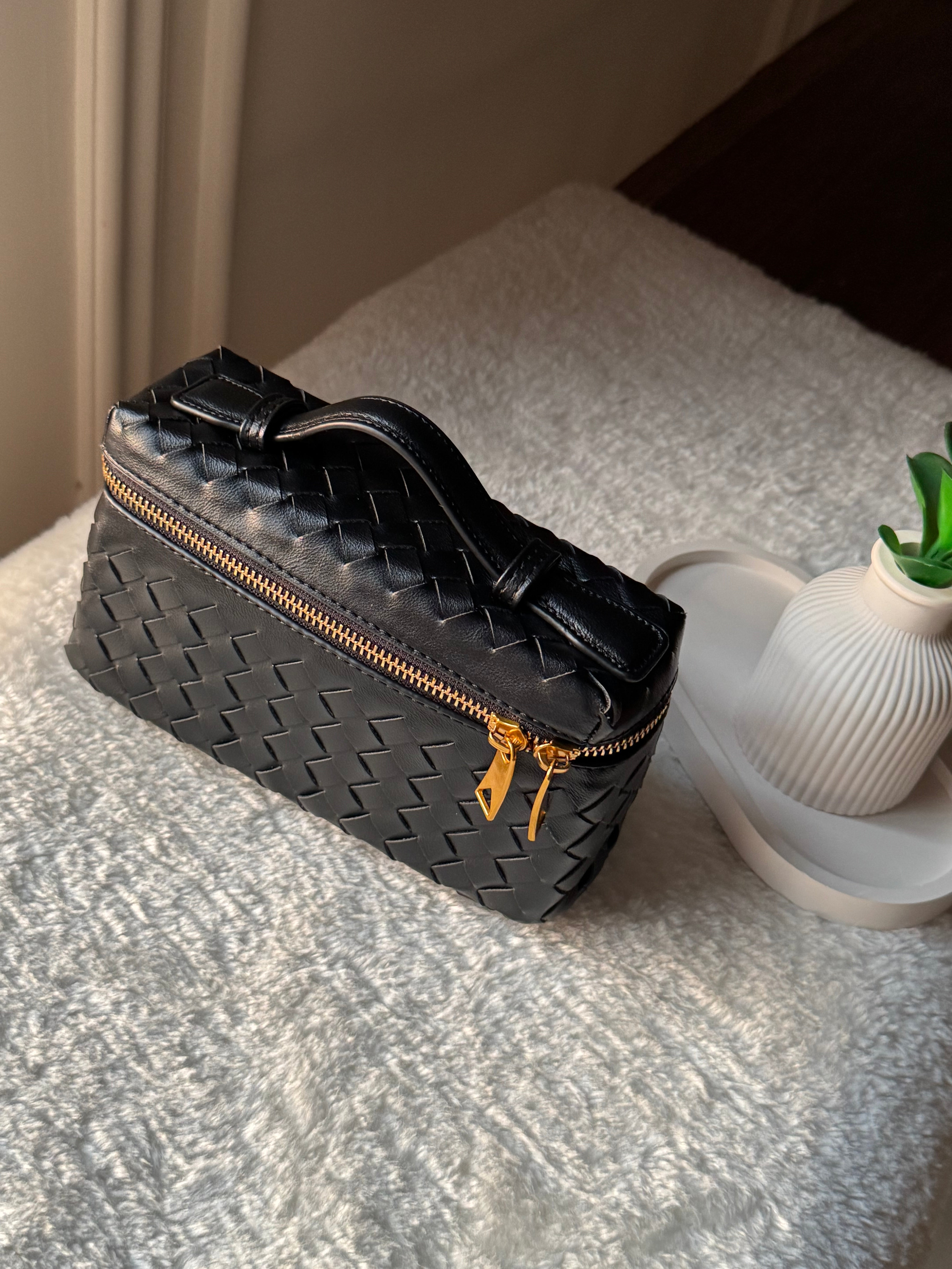 JW Pie Woven Bag with Long Strap (Black)