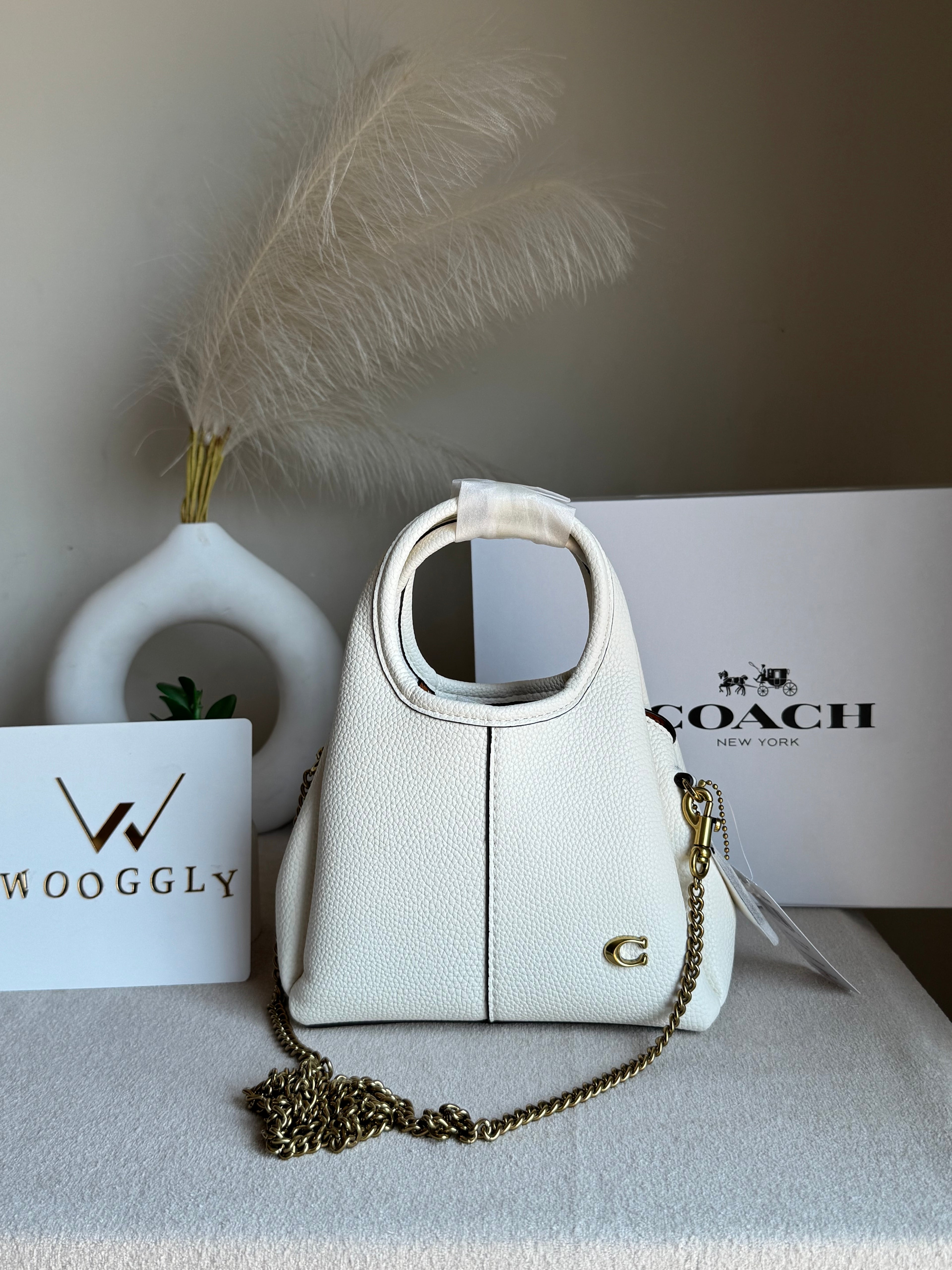 EXTREMELY PREMIUM MINI COACH Lana (CREAM) - BOX PACKING