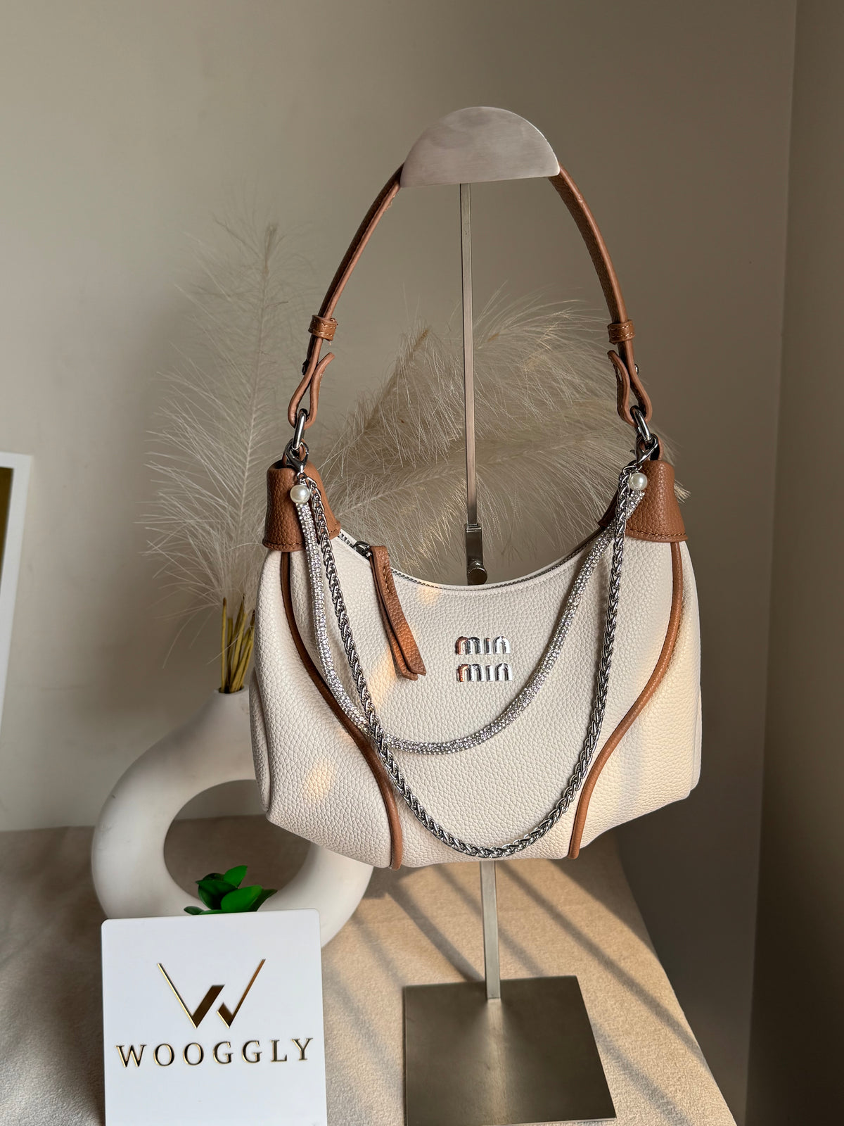 Stylish Min Min Hand Bag Beige & Brown