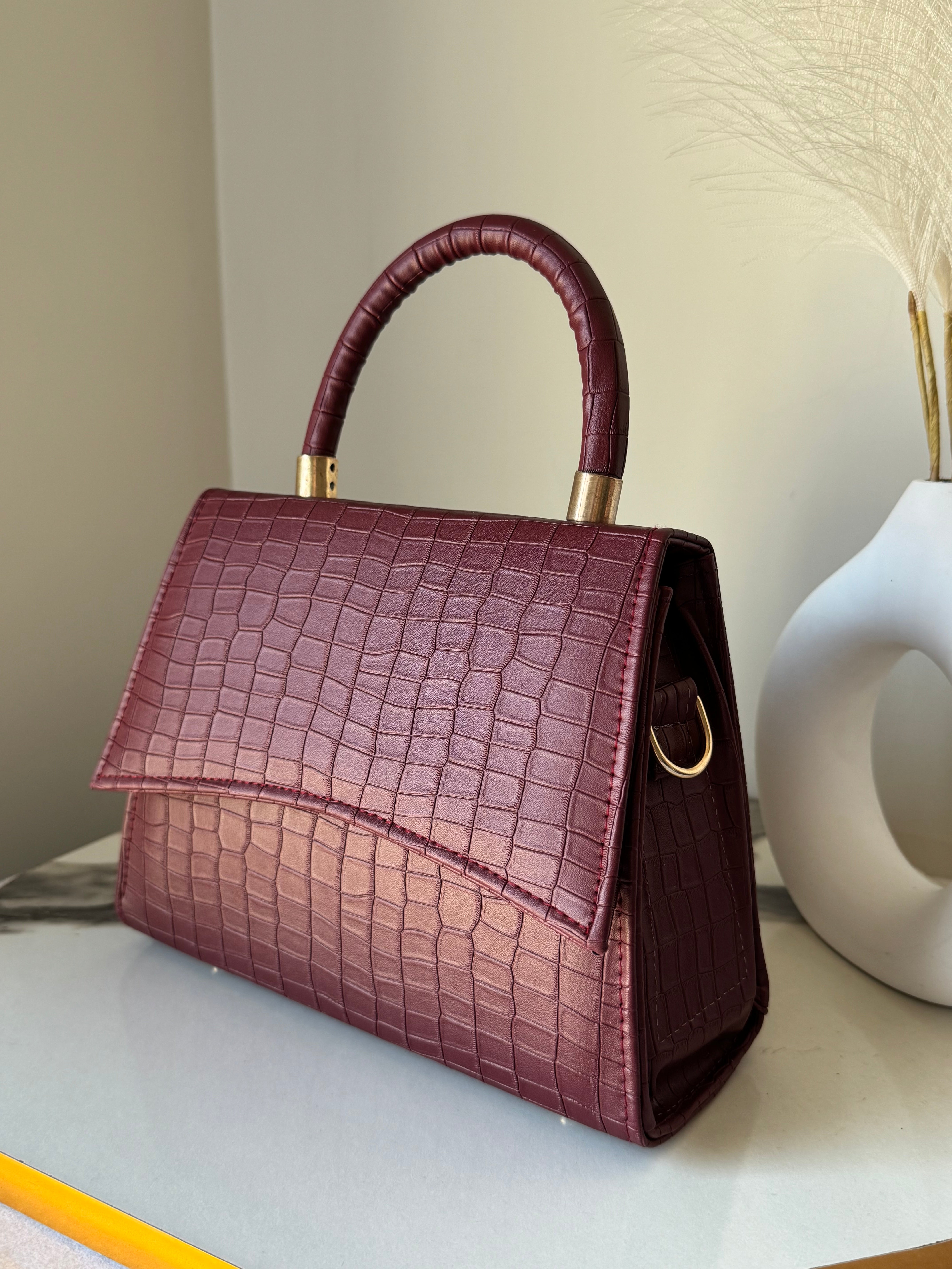 Elara Classic Bag with Strap - Maroon
