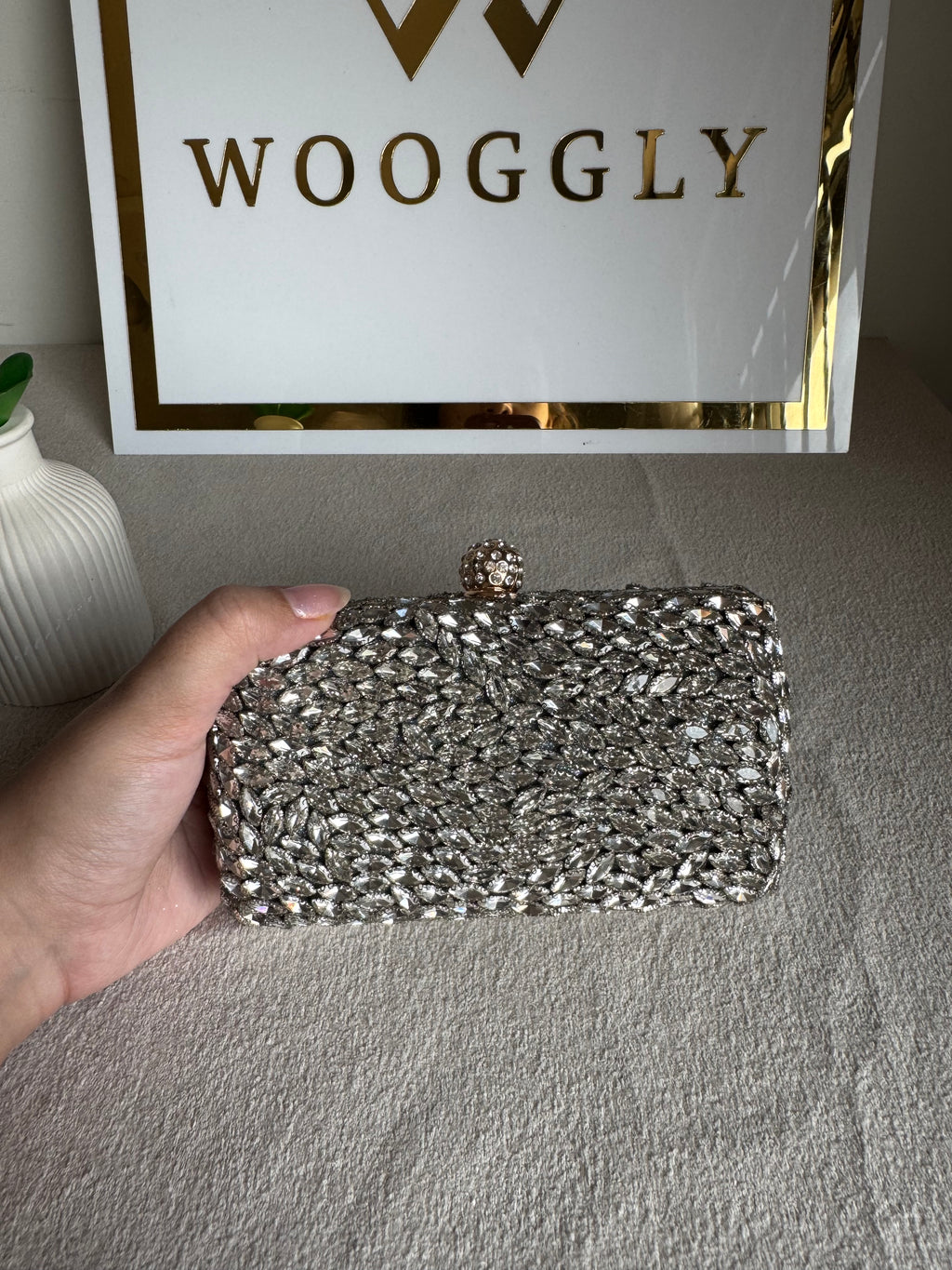 Alyzeh Clutch (Silver)