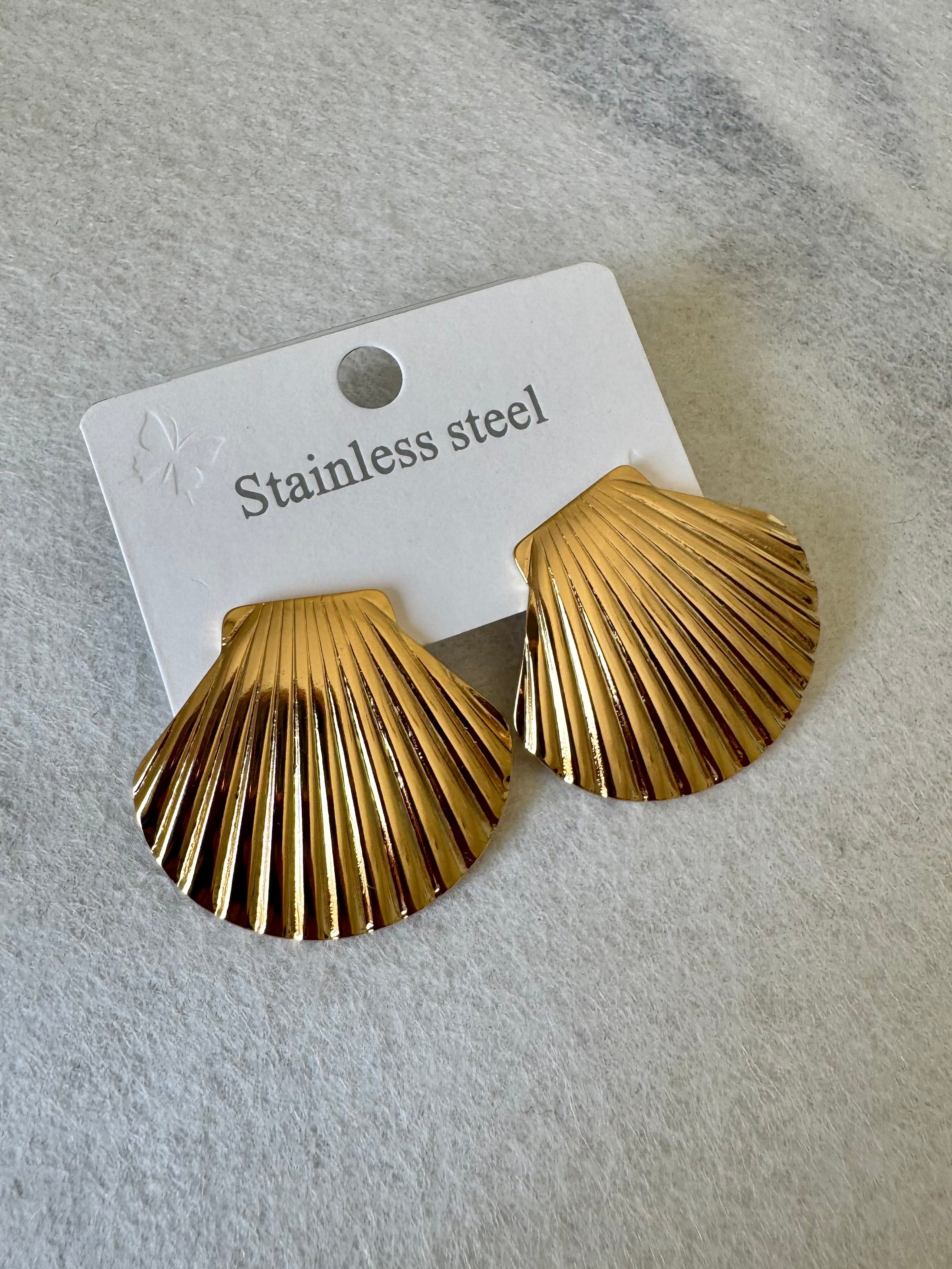 Seashell Gleam Studs - 18K Gold Plated
