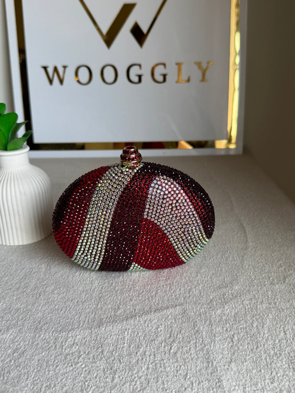 High Quality Luxe Statement Clutch - Red