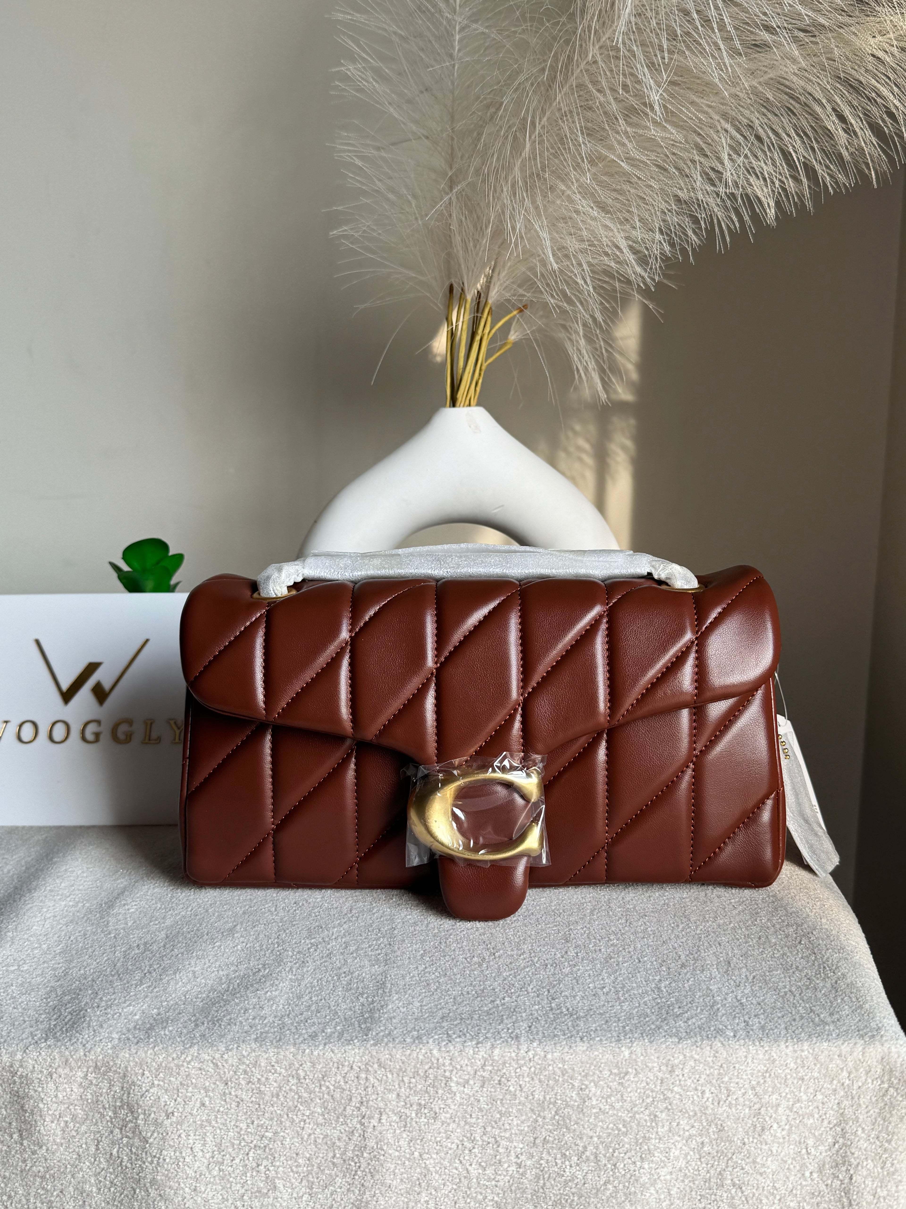 Quilted Tabby 26 EXTREMELY PREMIUM (Chocolate Brown) - BOX PACKING