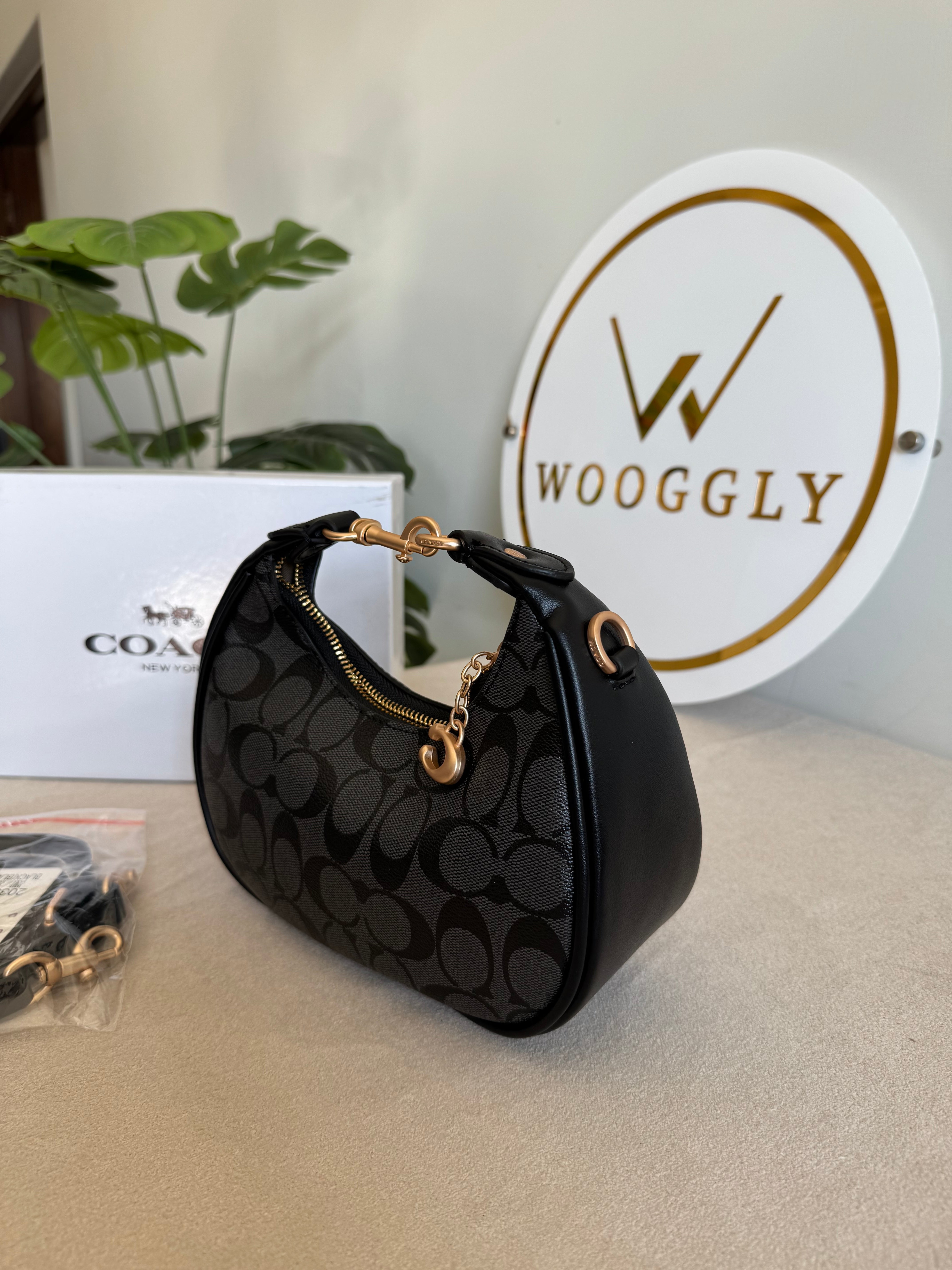 COACH Jonie Bag PREMIUM  (Signature Black) - BOX PACKING