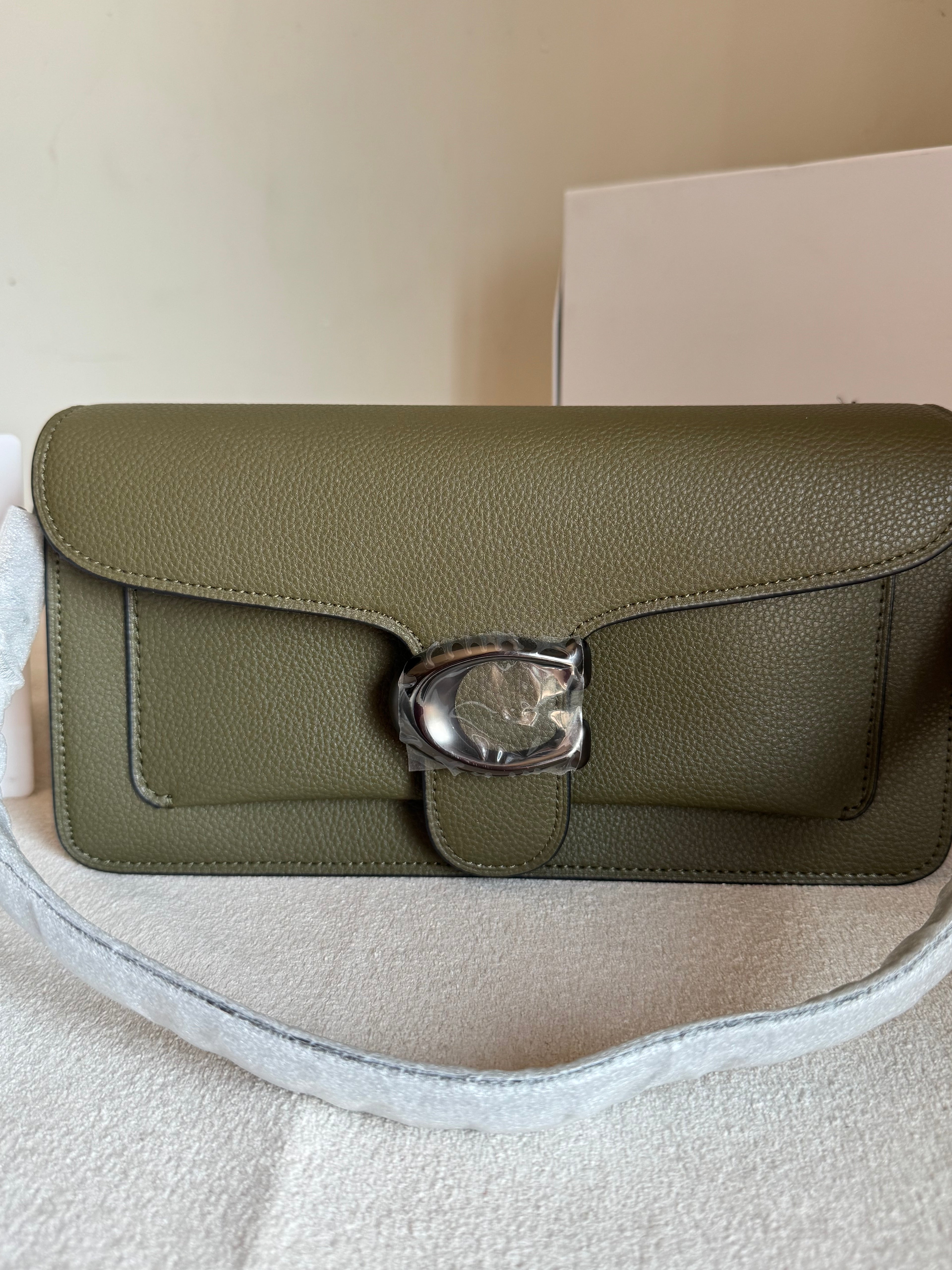 COACH TABBY PREMIUM (Olive Green) - MAGNETIC BOX PACKING
