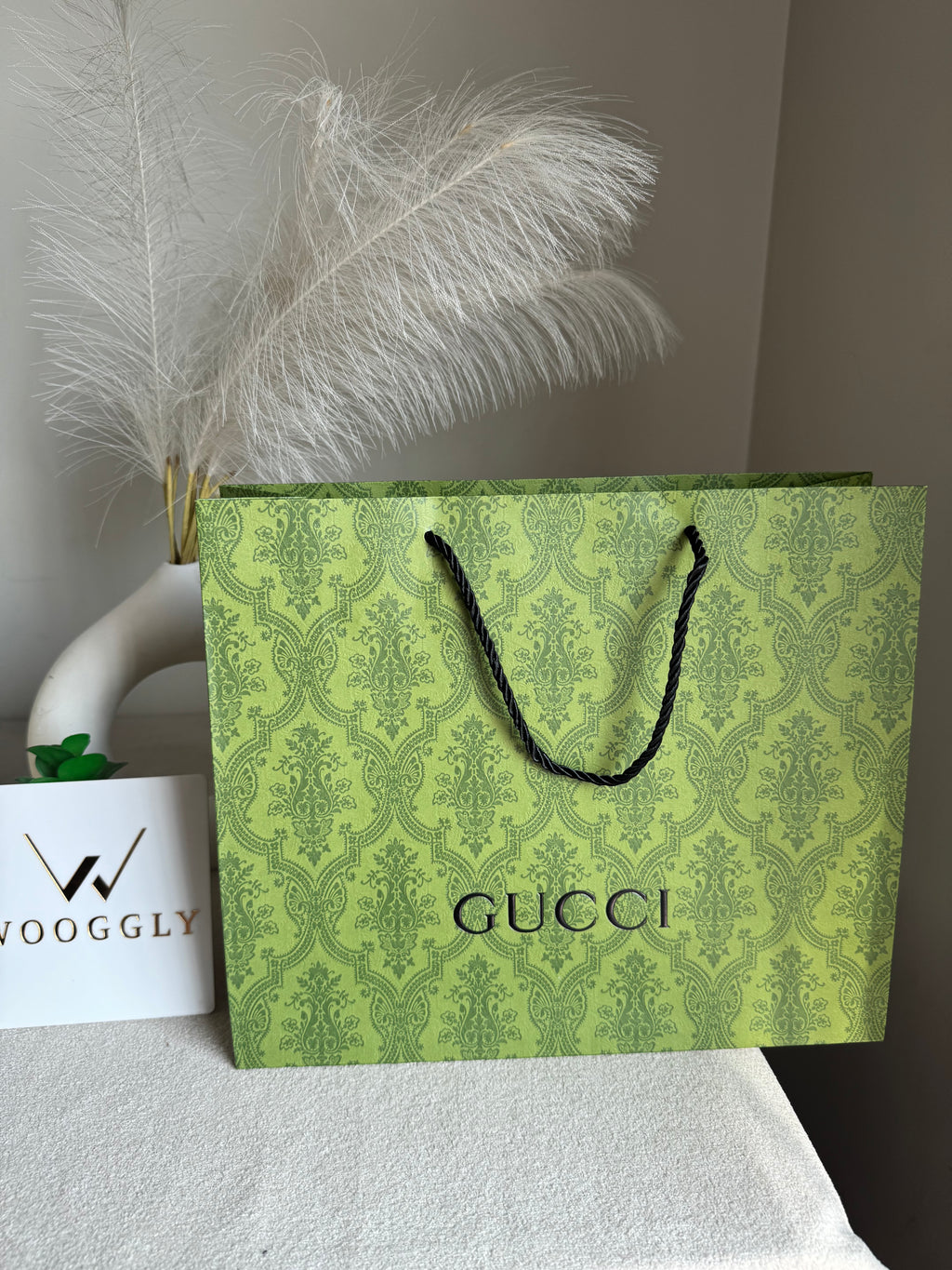 Gift Bag - Gucci - Medium (ONLY FOR PICK UP OR INDRIVE CUSTOMERS IN LAHORE)