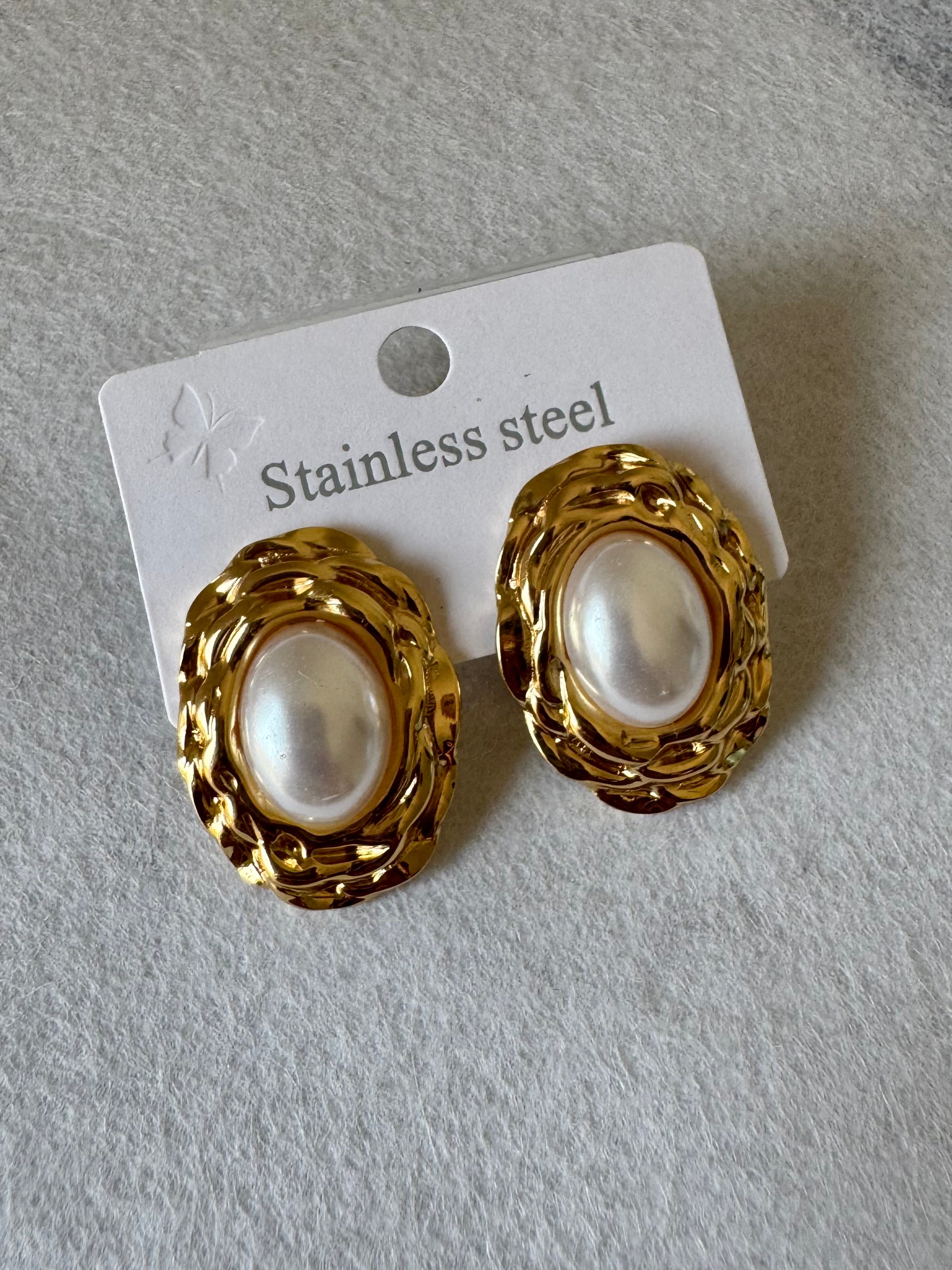 Celestial Pearl Earrings - 18K Gold Plated