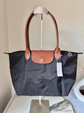 Longchamp Tote MEDIUM - Black (WITH BRAND LOGO)