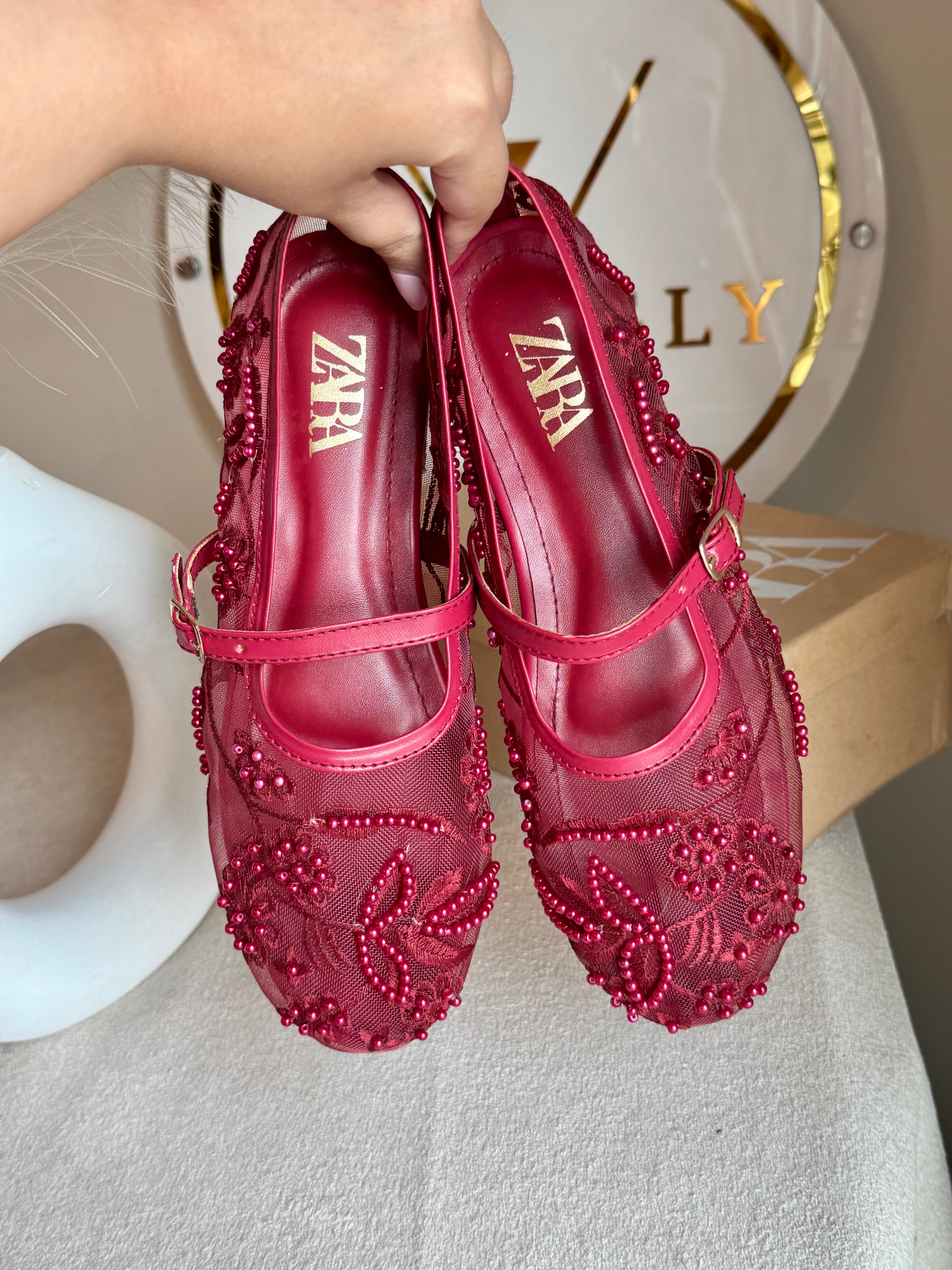 Zara Embroided Net Pumps - Maroon