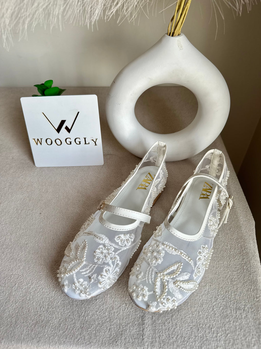 Zara Embroided Net Pumps - White