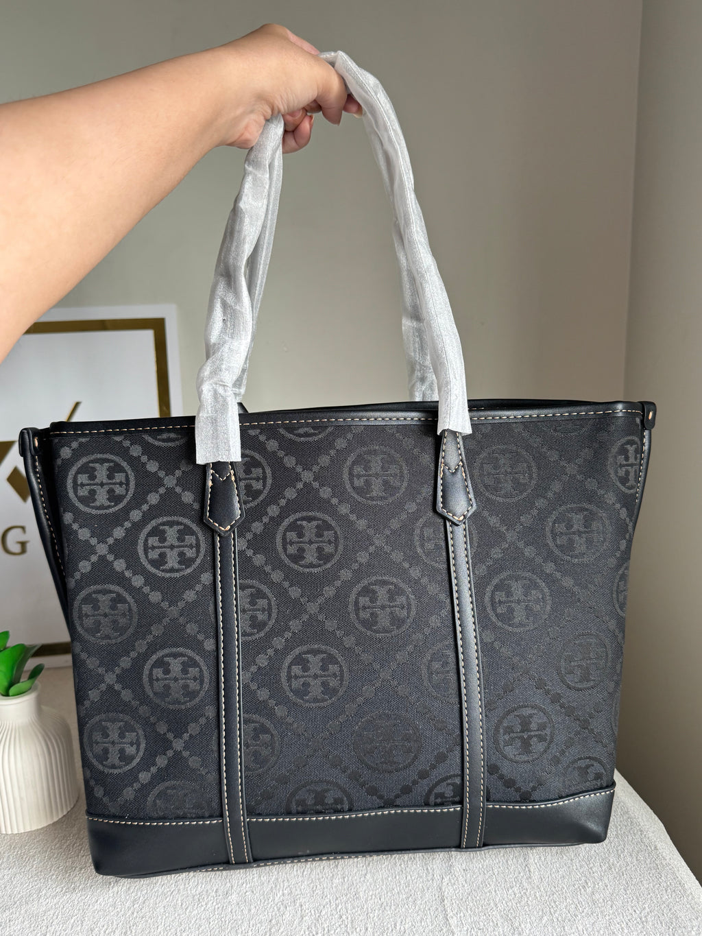 Tory Burch Tote Bag - Black