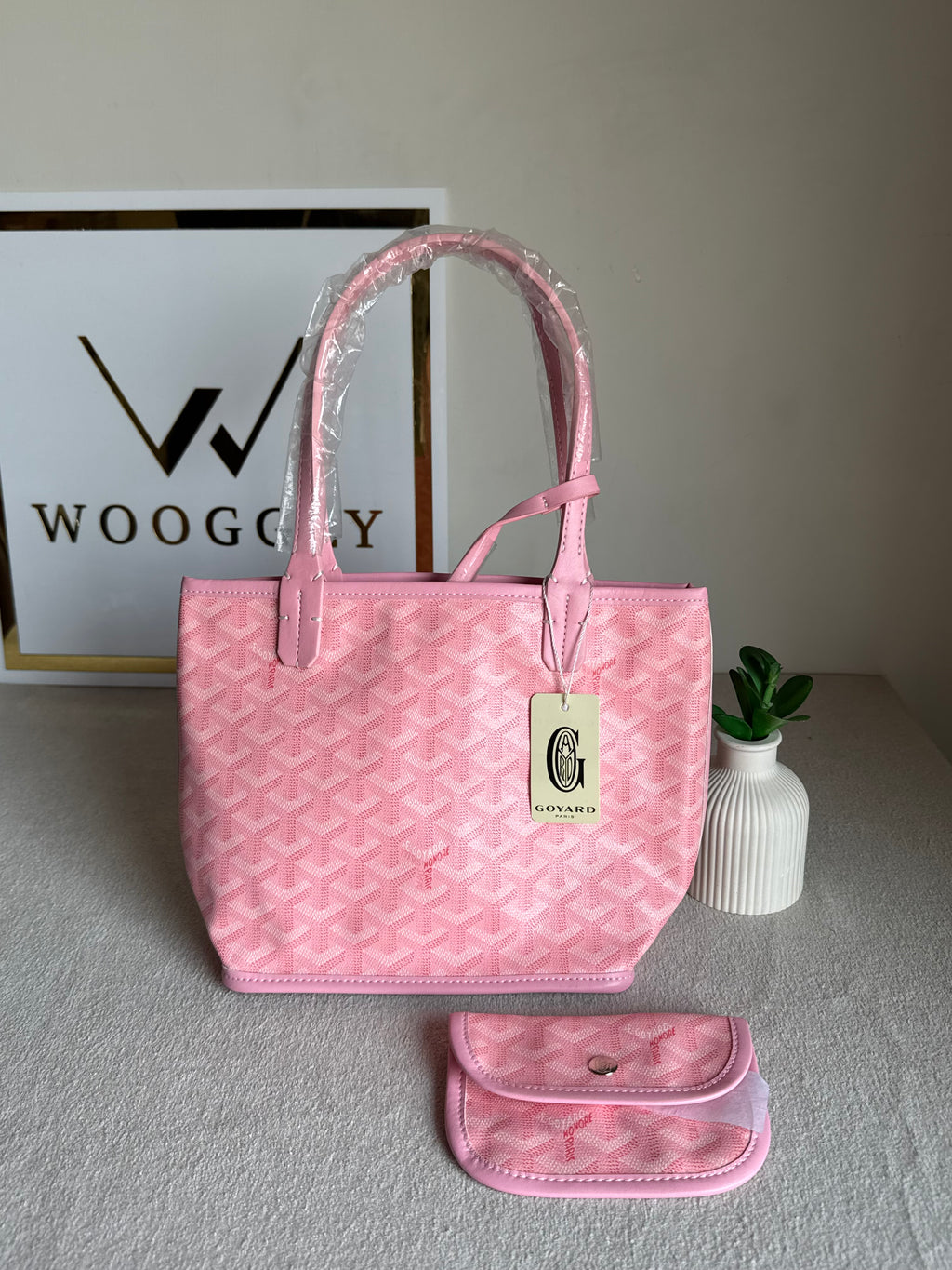 Go Yard Tote Bag - Small Pink with Magnetic Box