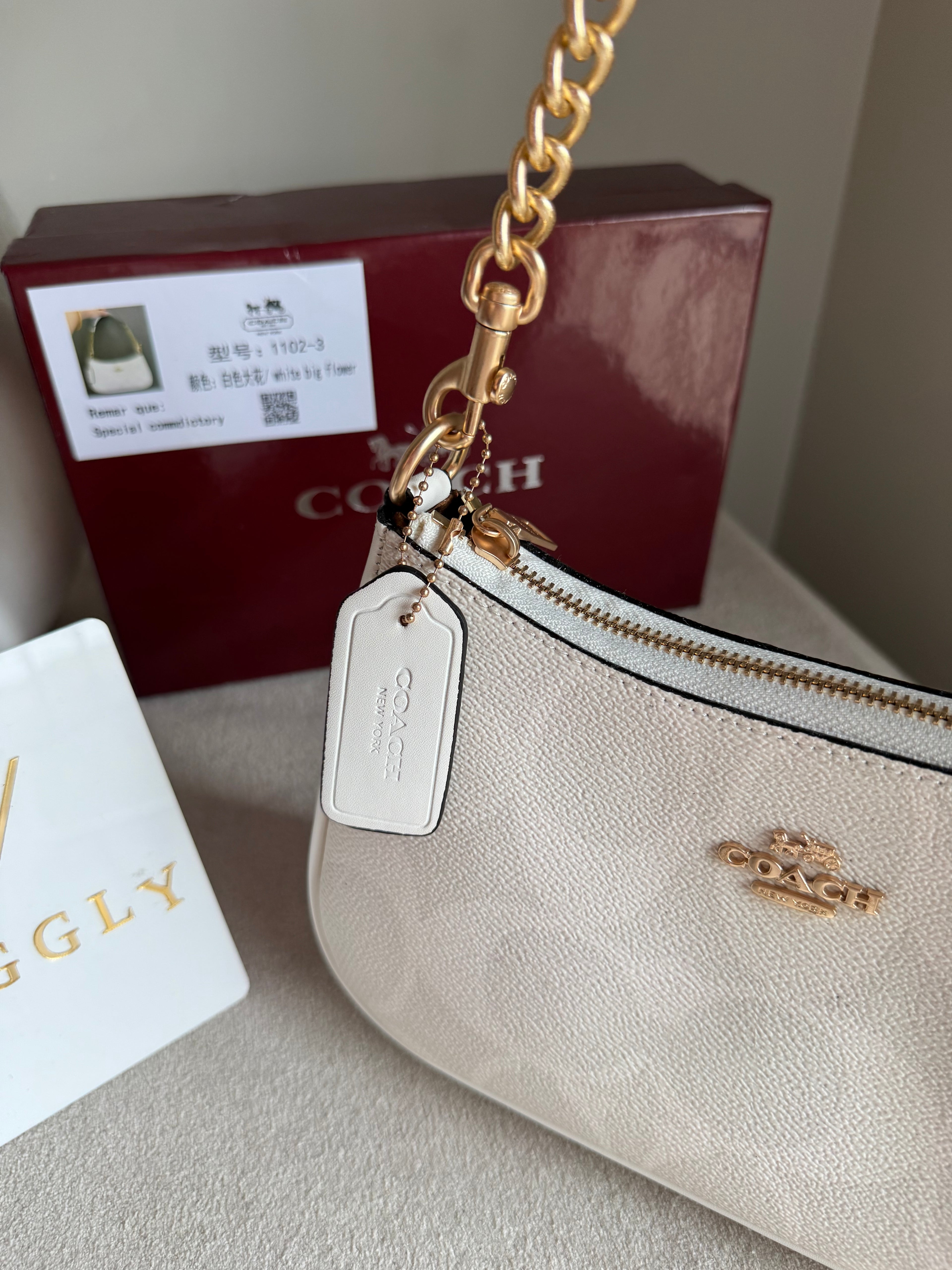 COACH TERI PREMIUM (White) - BOX PACKING