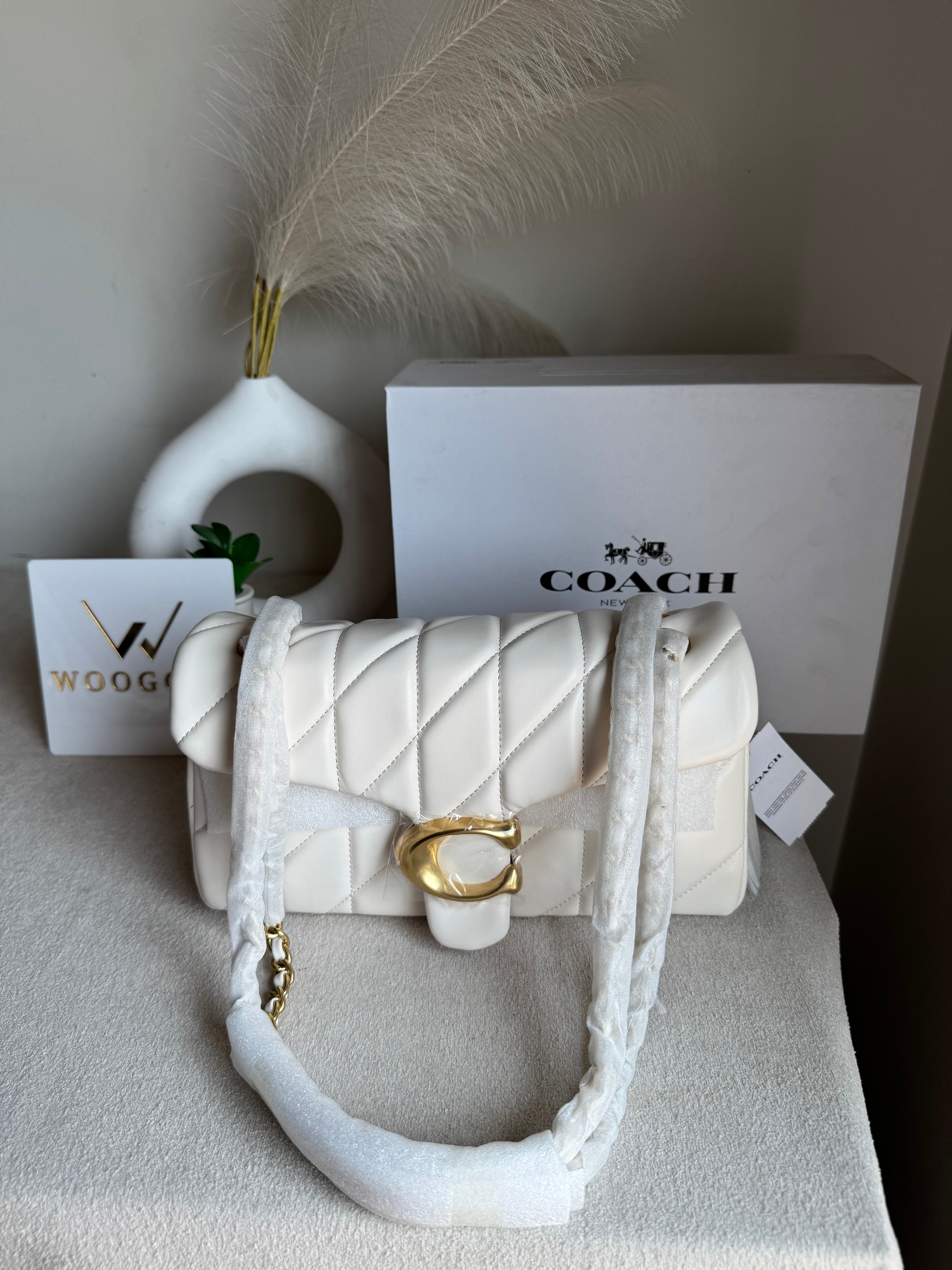 Mini Premium Quilted Tabby (White) - BOX PACKING