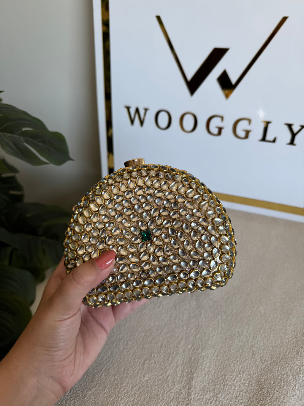 Afreen Kundan Clutch with Chain - Black Stone