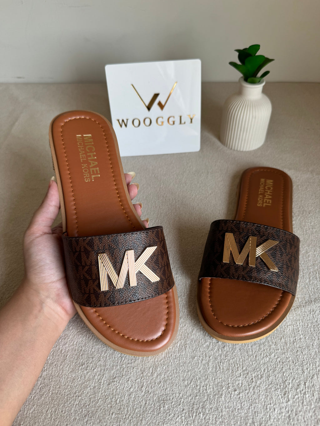 Viral MK Slides - Chocolate Brown