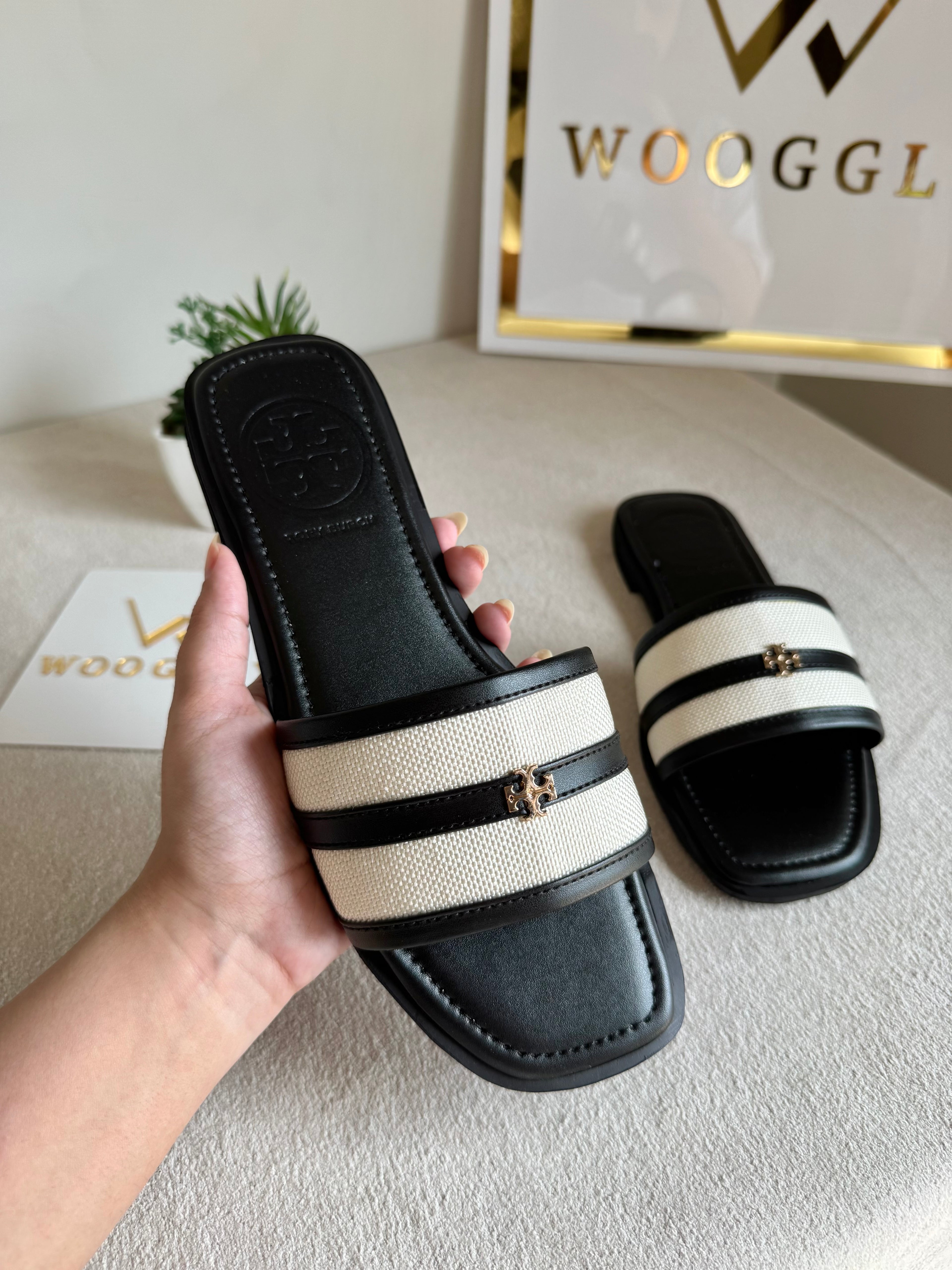 Tory Burch Elara Slides - Black