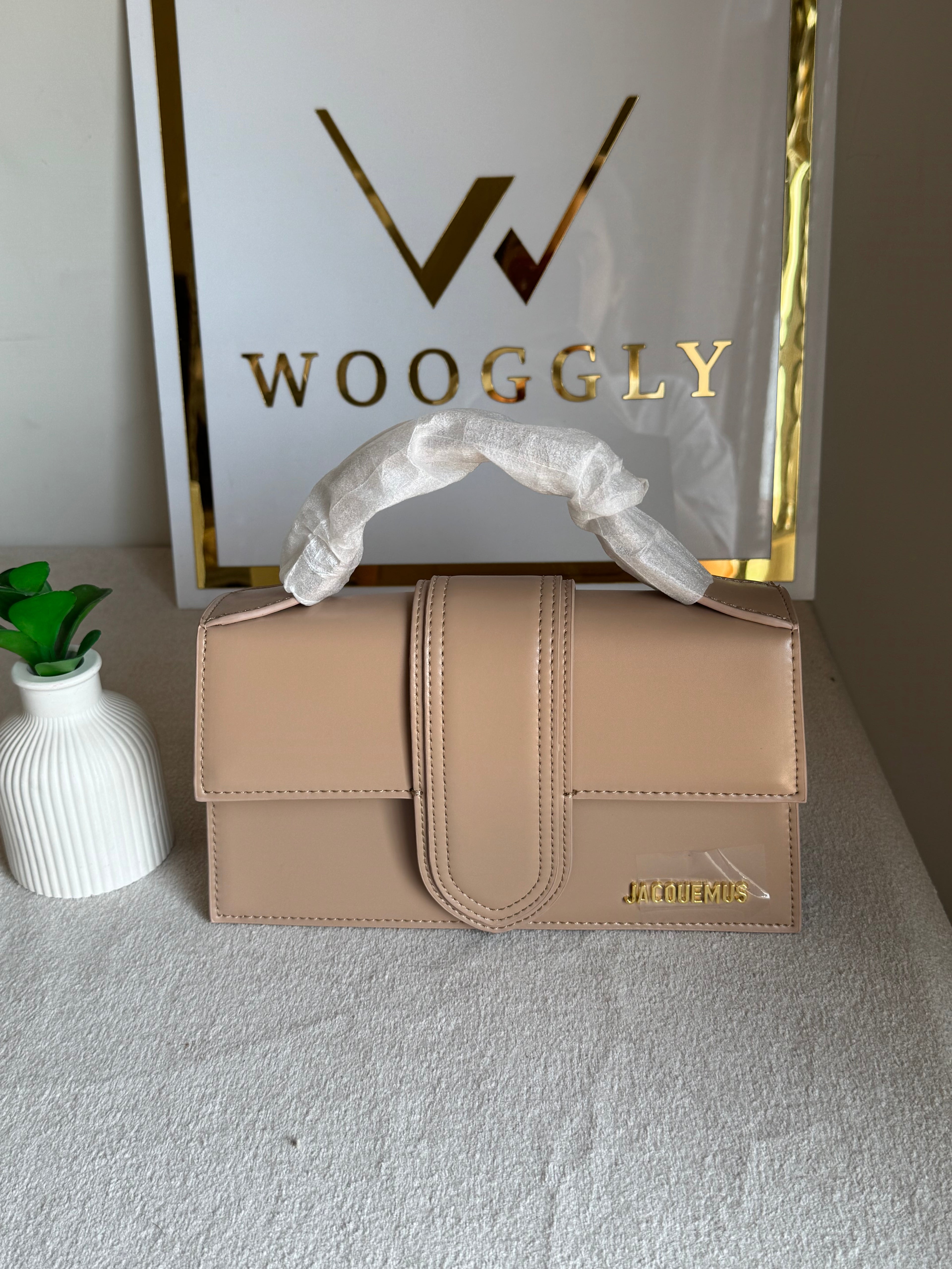 Jacquemus - Medium Bambino (Beige) BOX PACKING