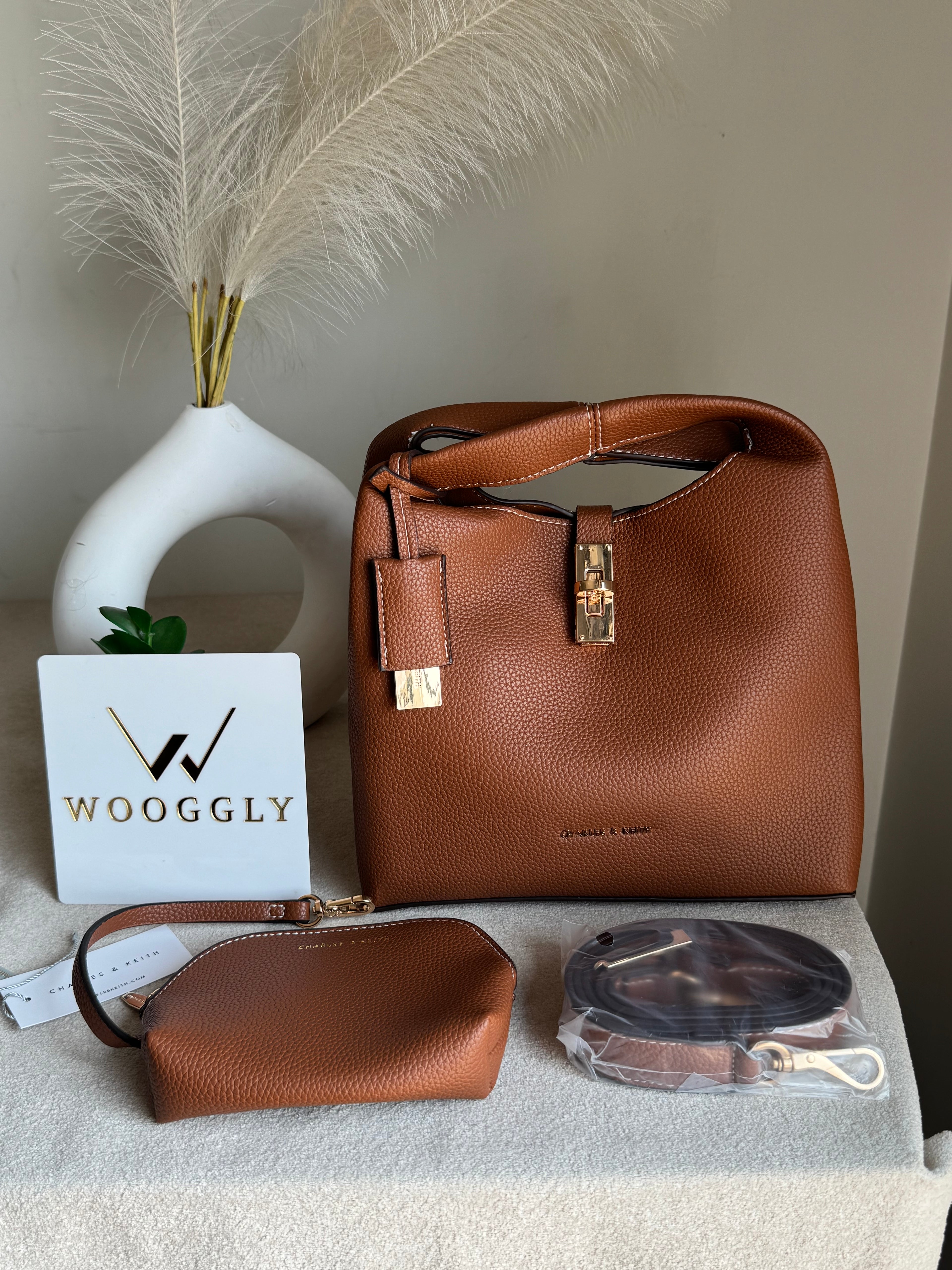 Premium C & K Bucket Bag with Small Pouch & PROPER PACKING Brown