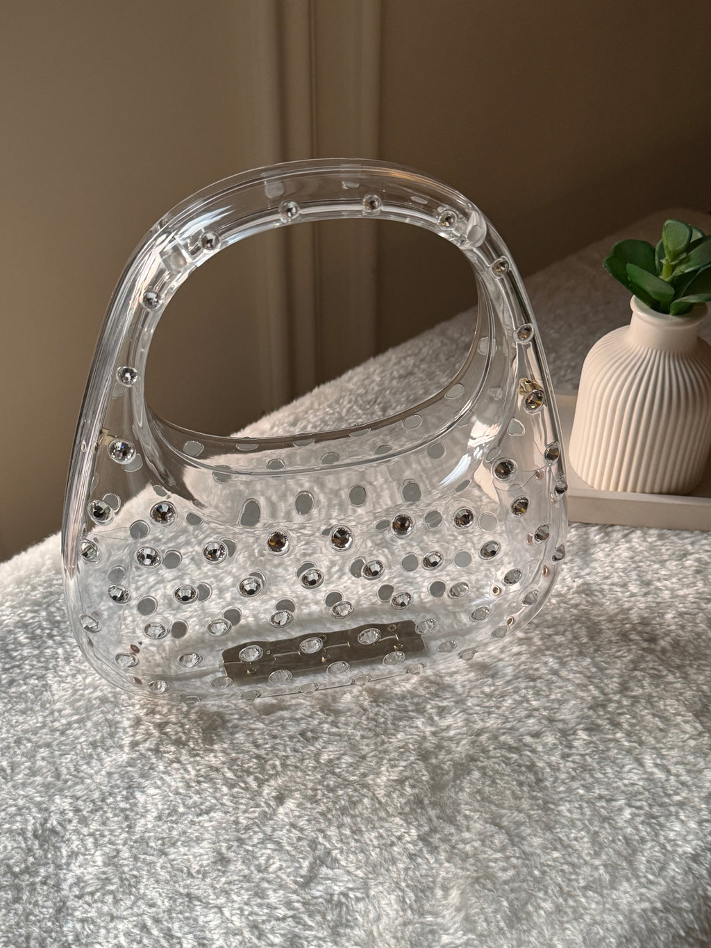 Glimmer Clutch (Silver) with Long Chain