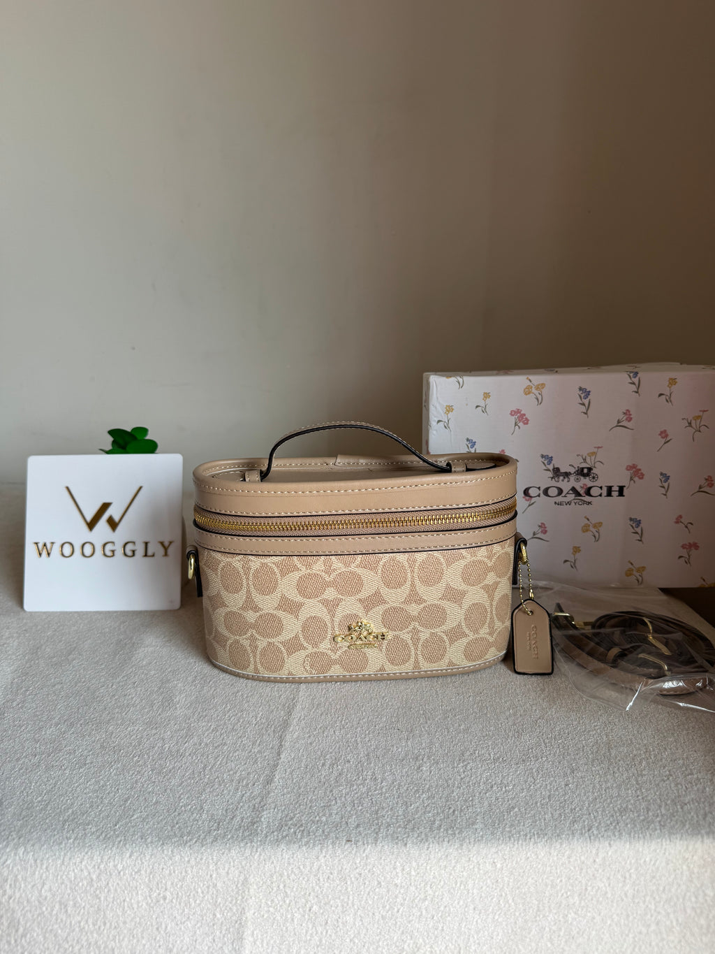 COACH Premium Bucket Bag (Signature Beige) with Long Strap - BOX PACKING