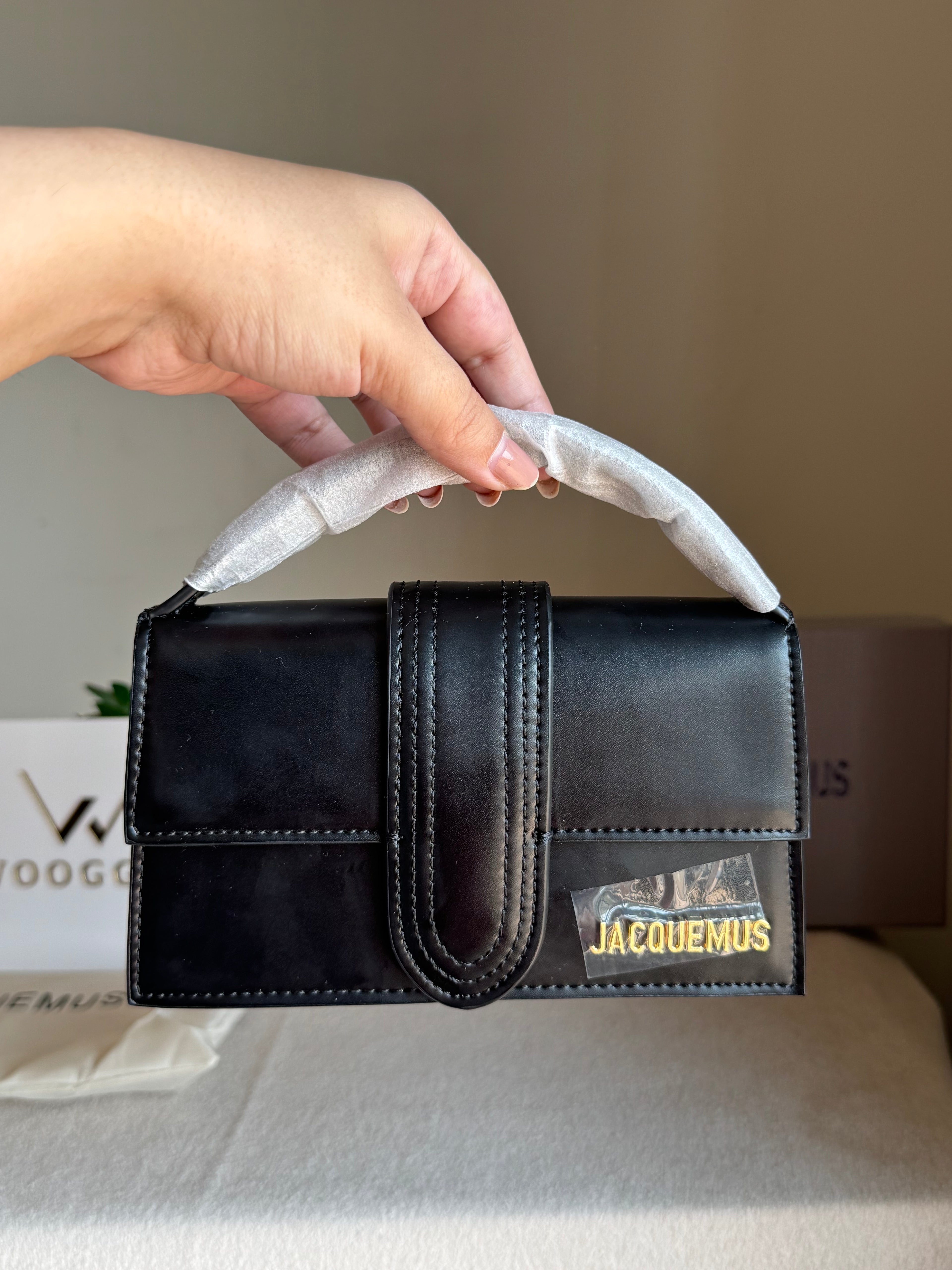 Viral Jacquemus - Small (Black) BOX PACKING