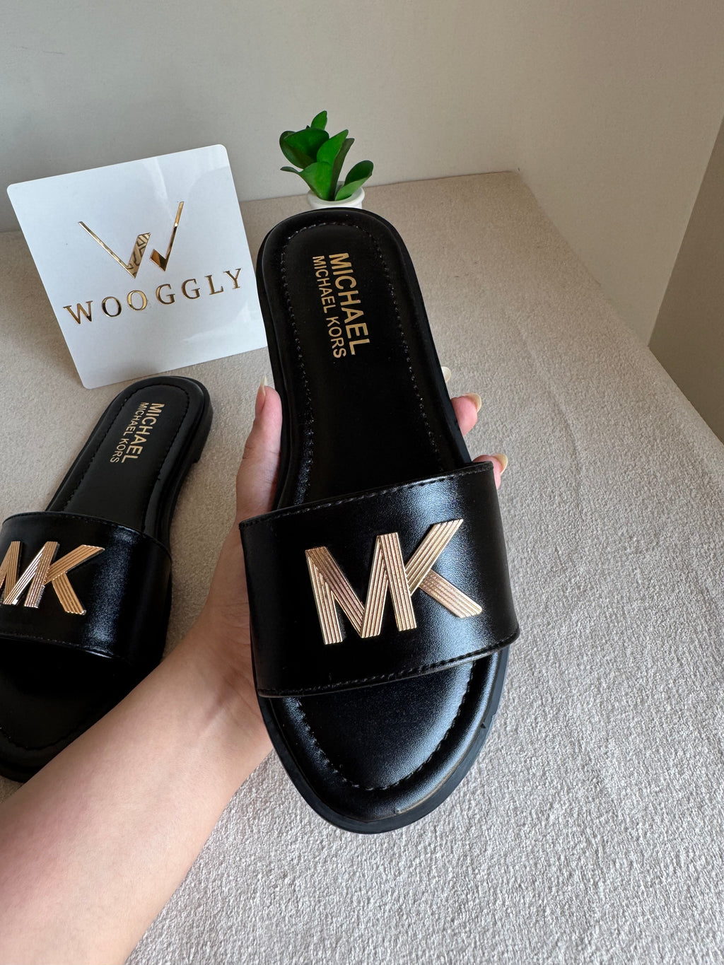 Viral MK Slides - Black