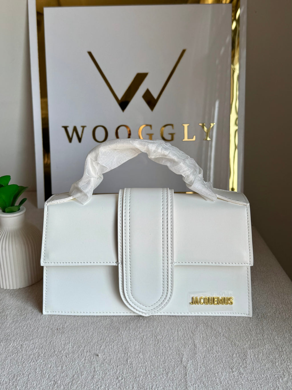 Jacquemus - Medium Bambino (White) BOX PACKING