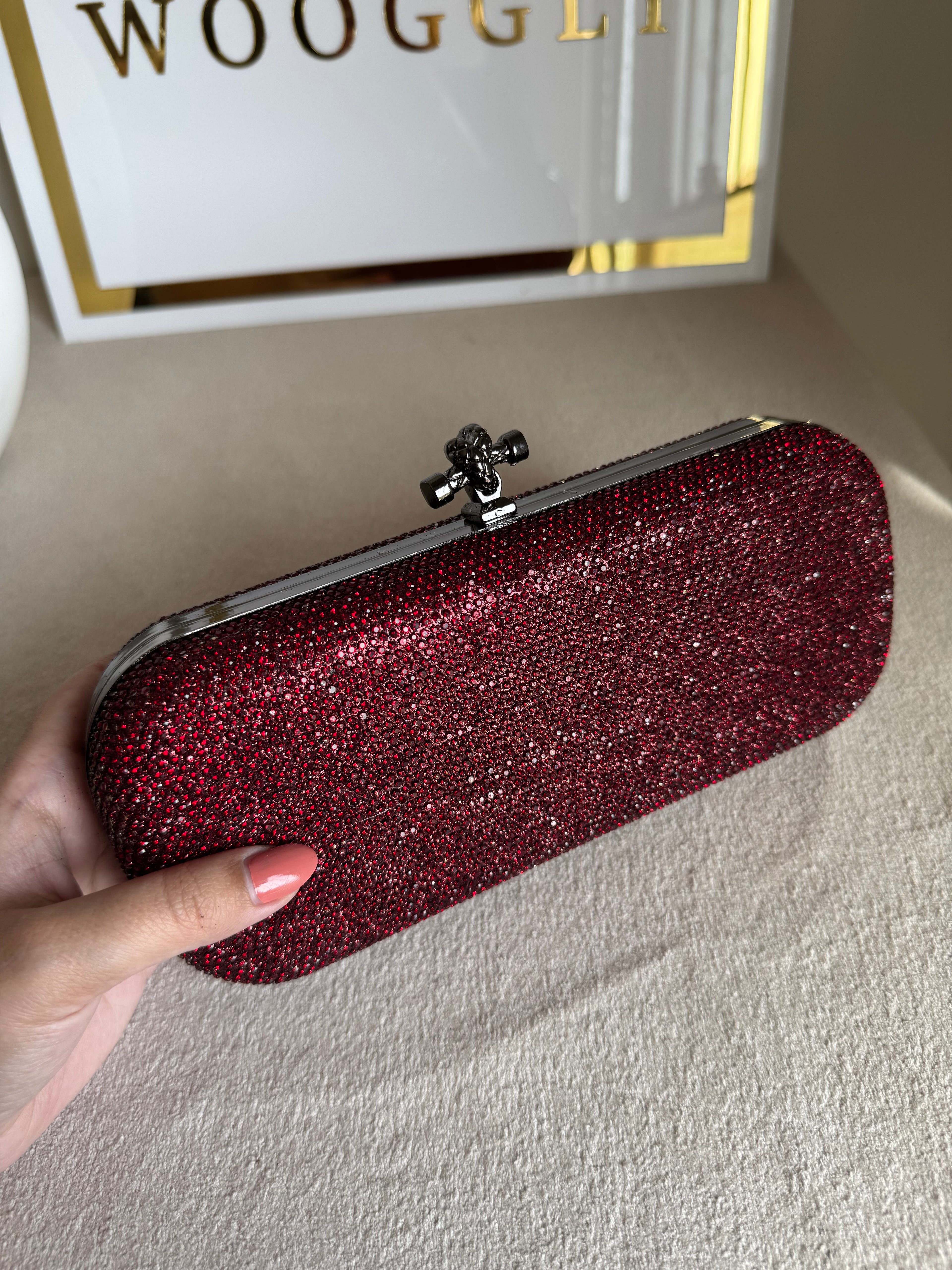 Bottega Shimmer Clutch Matte Top - Maroon with Chain