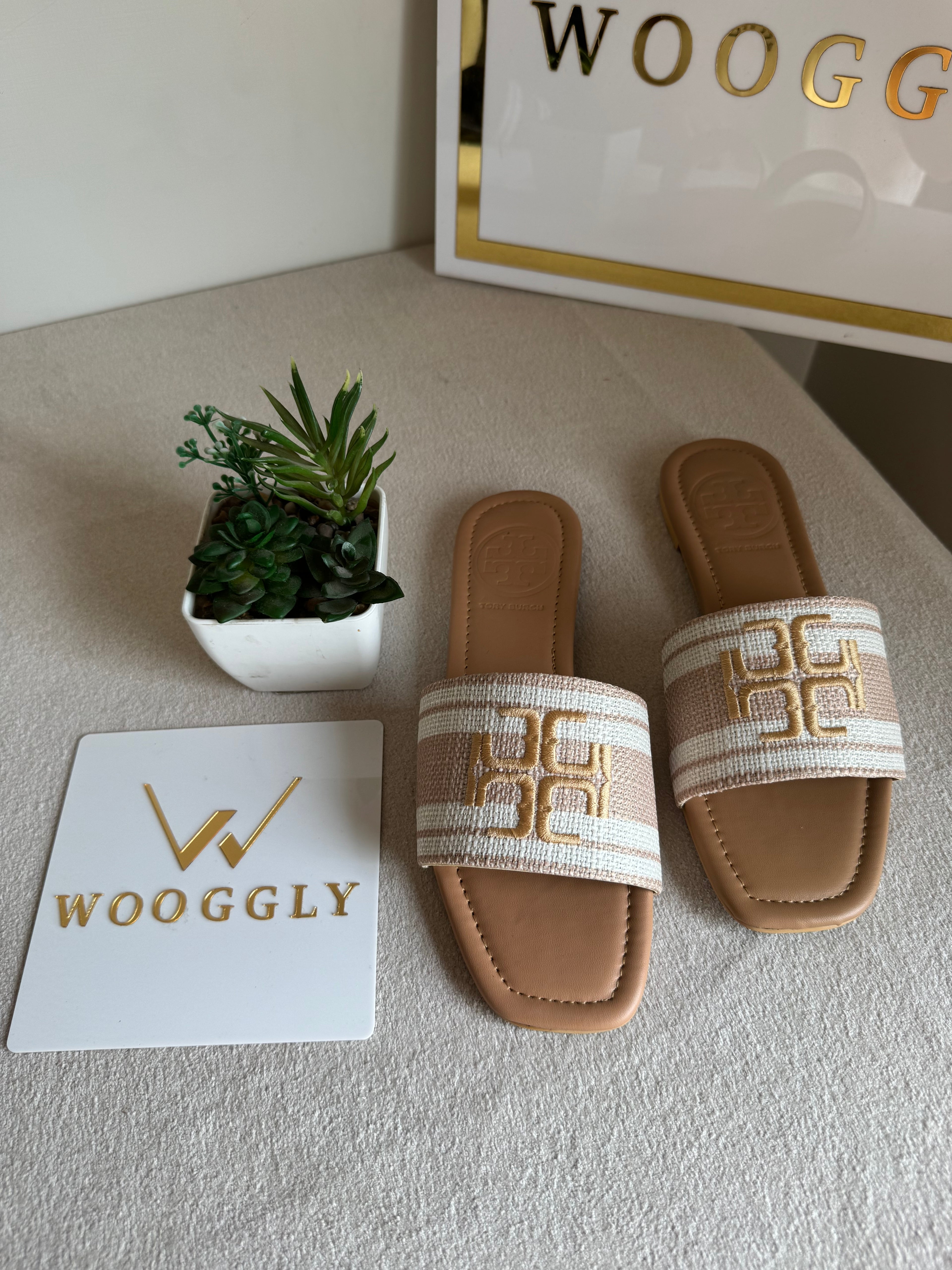 Tory Burch Nyra Slides - Beige