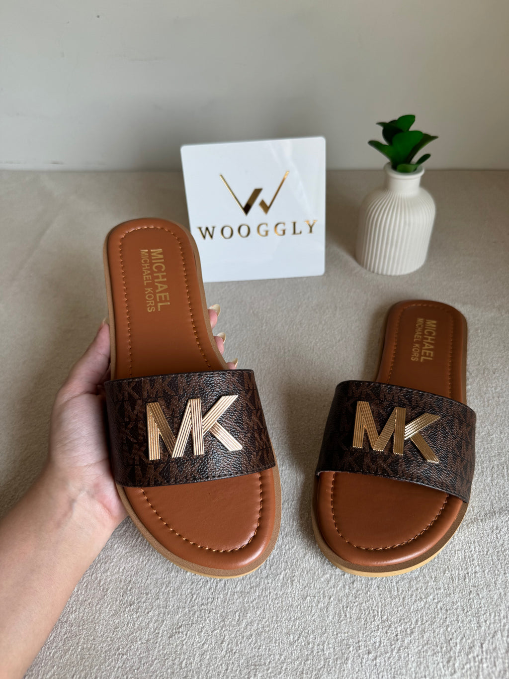Viral MK Slides - Chocolate Brown