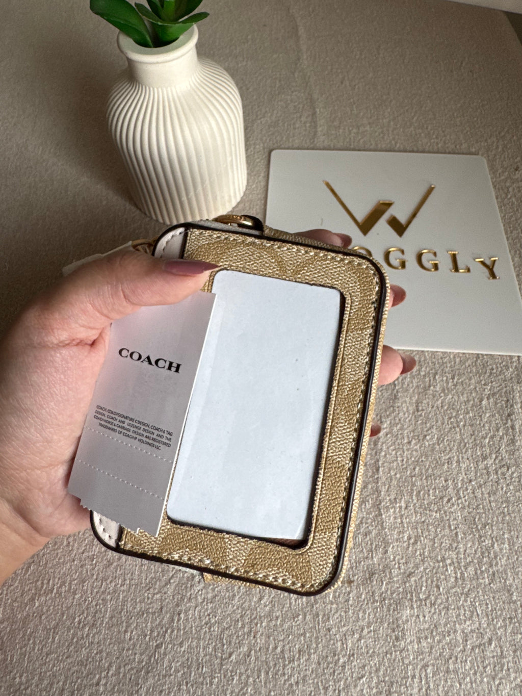 Coach Zip Card Case - Apricot White