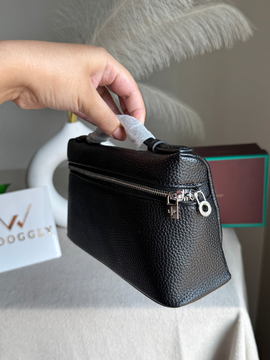 Premium Signature Bag - Black
