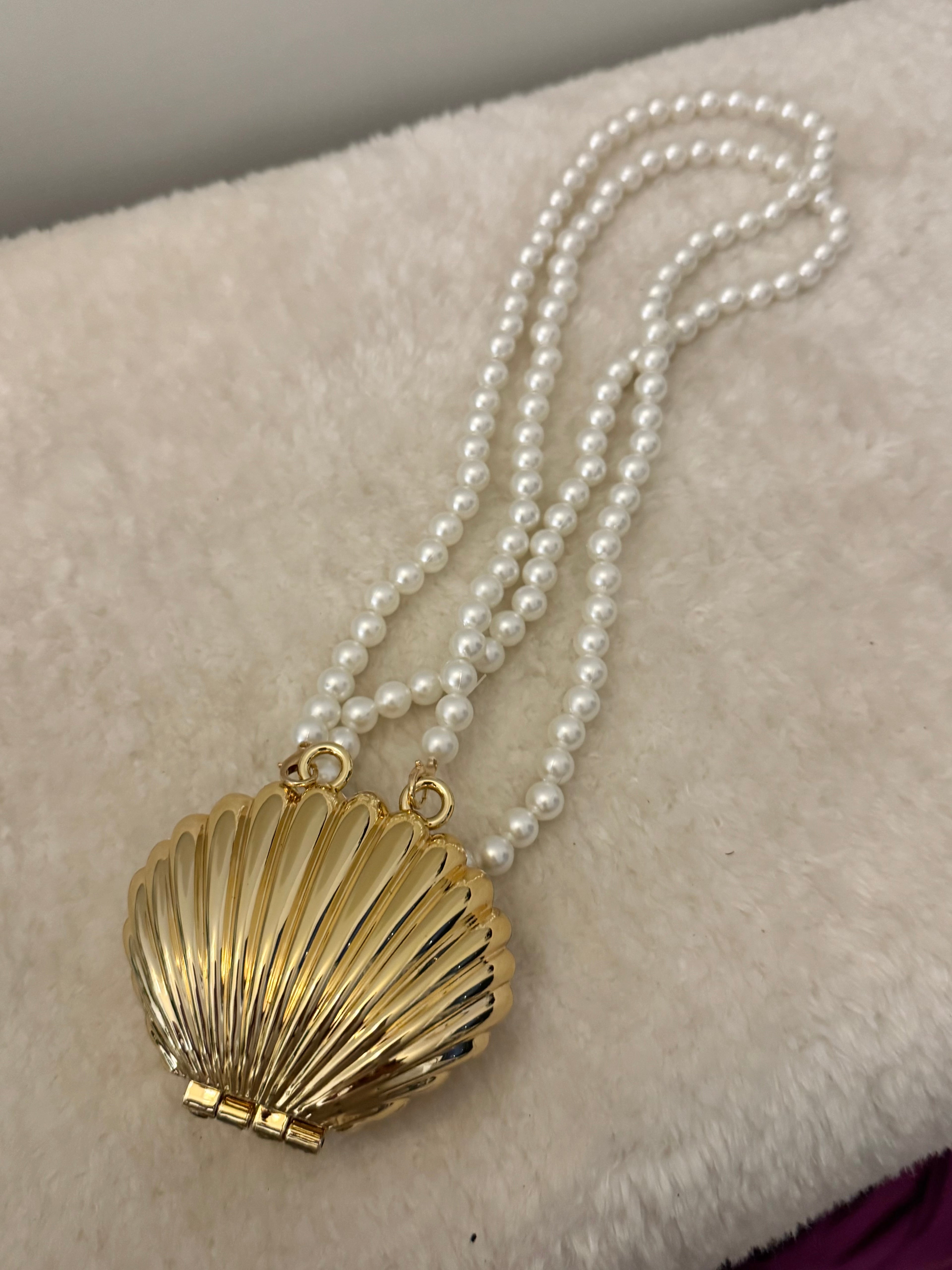 Shell Acrylic Clutch with Pearl Chain - Gold