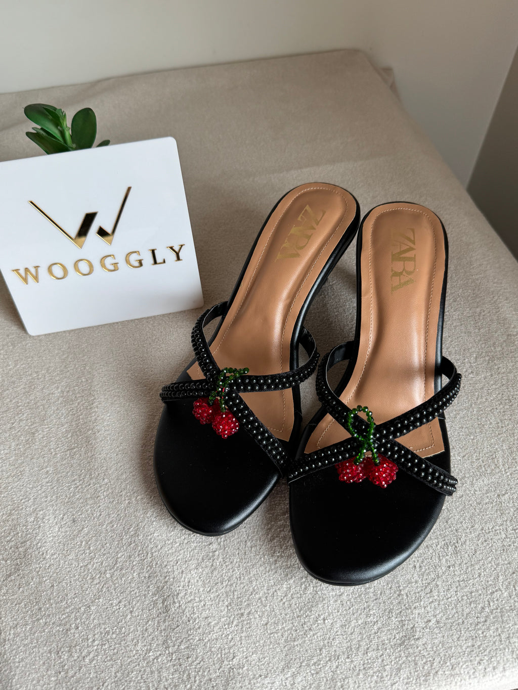 Cute Zara Cherry Heels Black