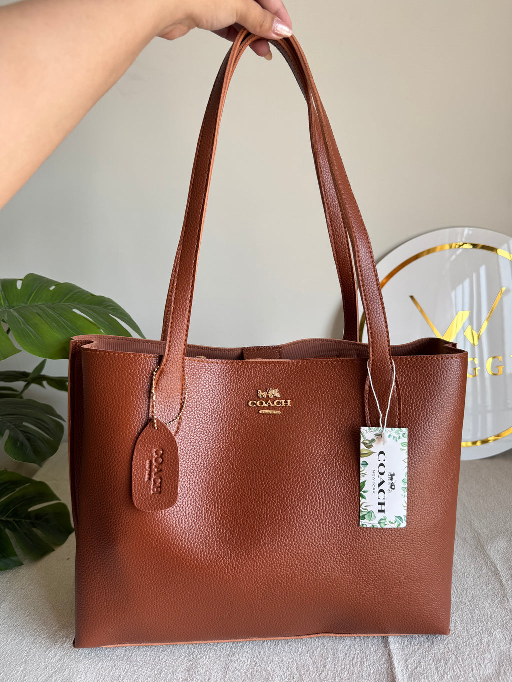 COACH Solid Tote Bag - Fall Brown