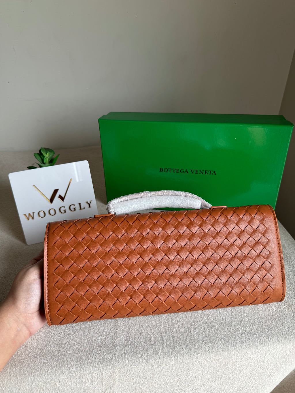 Premium Bottega Veneta Viral Bag with BOX Packing - Brown