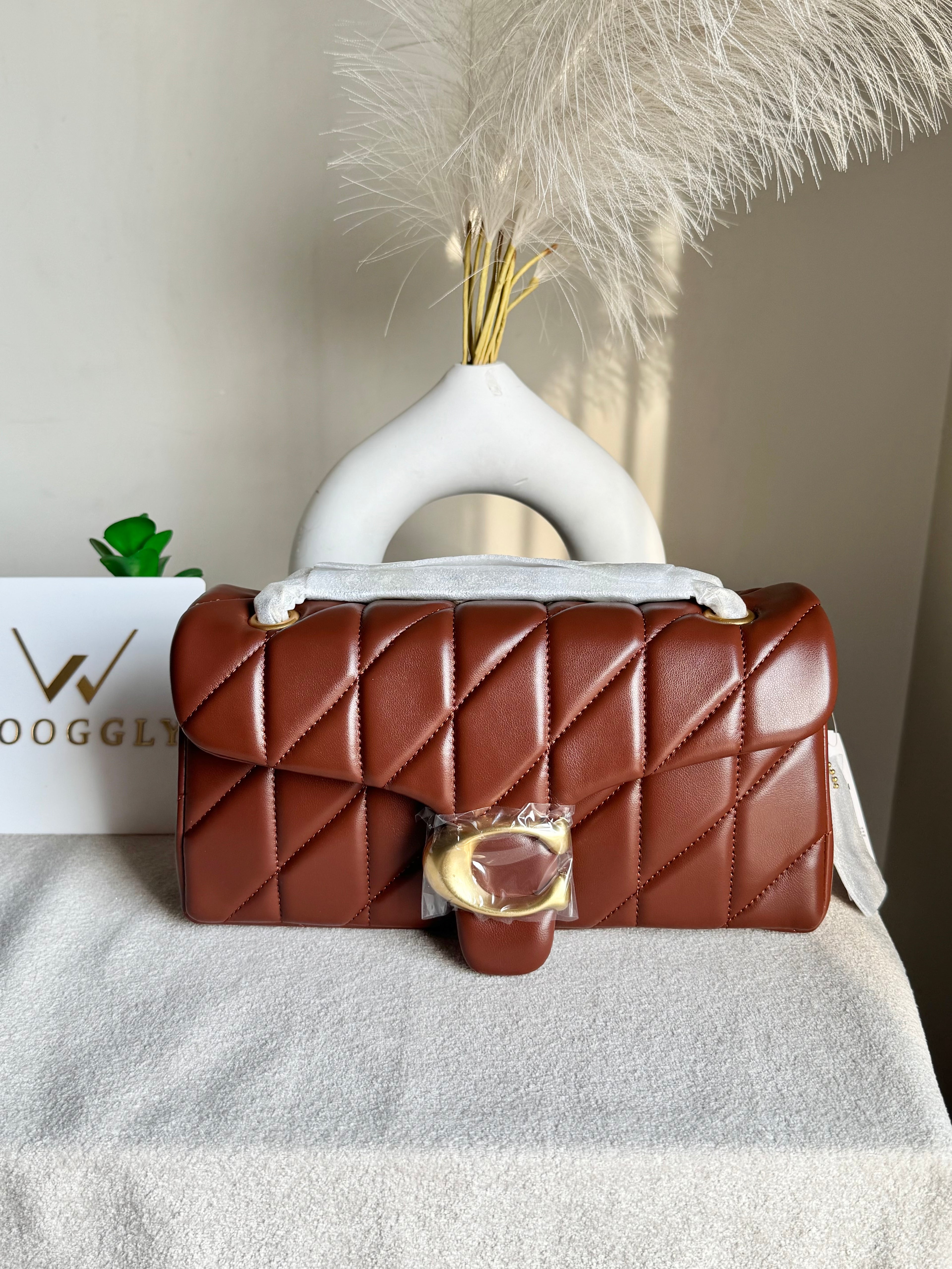 Quilted Tabby 26 EXTREMELY PREMIUM (Chocolate Brown) - BOX PACKING