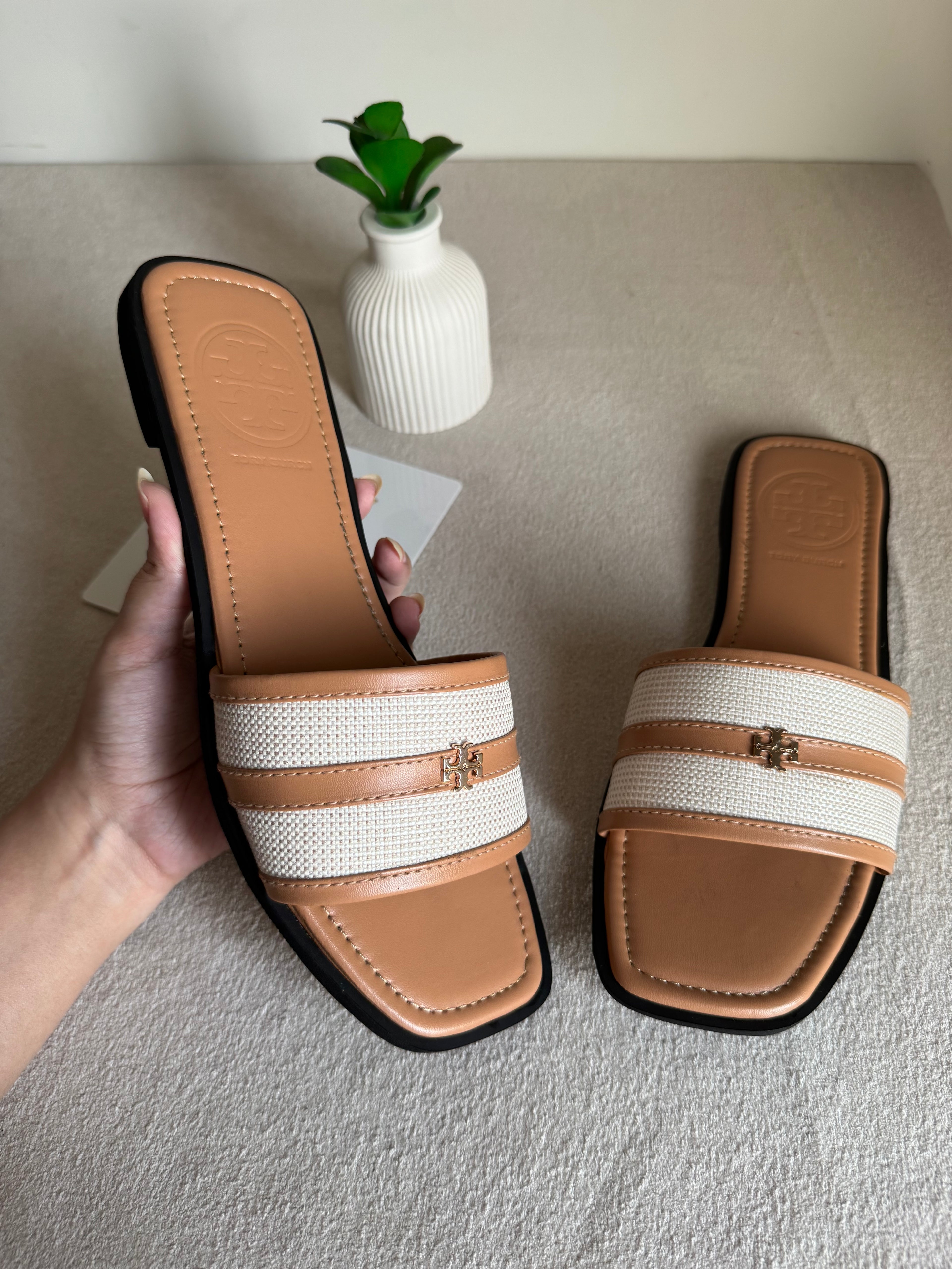 Tory Burch Elara Slides - Bleige