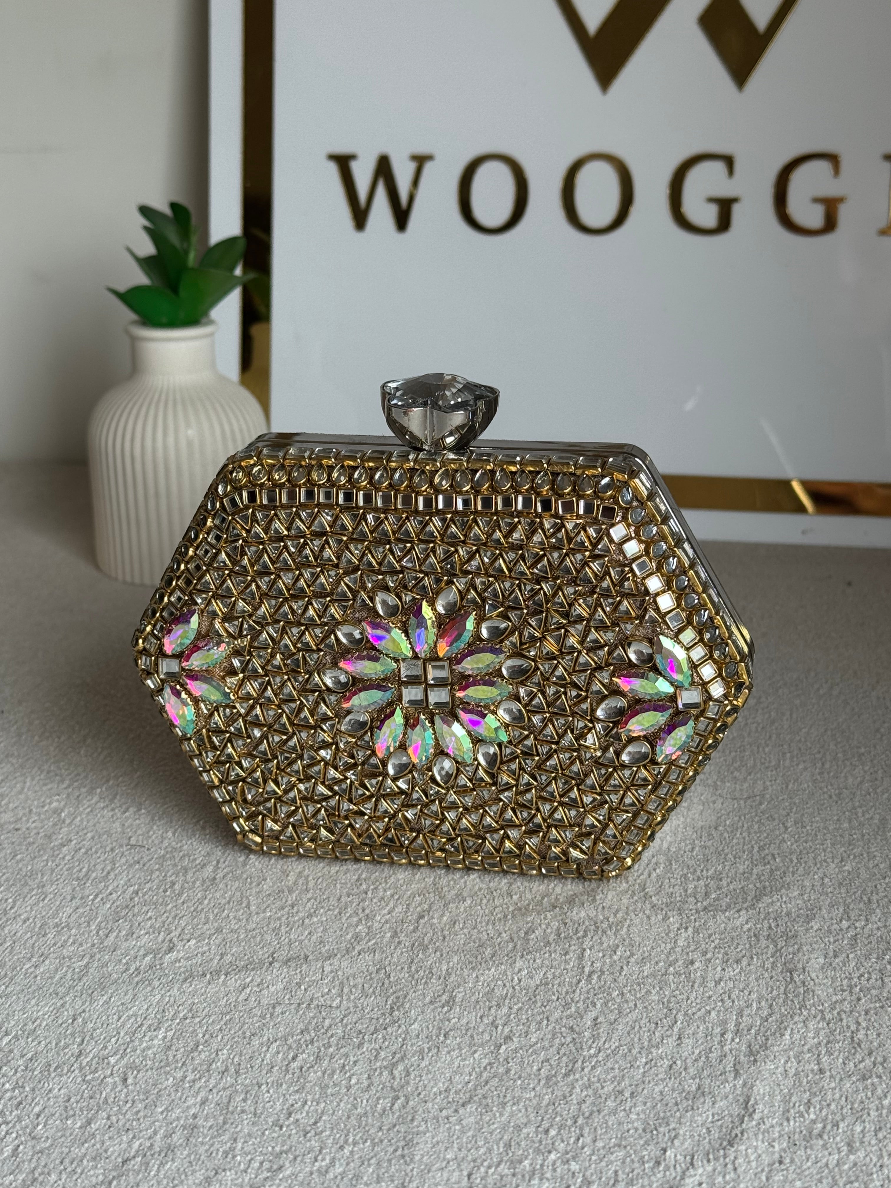 Gulnaar Kundan Clutch - Multi Stone
