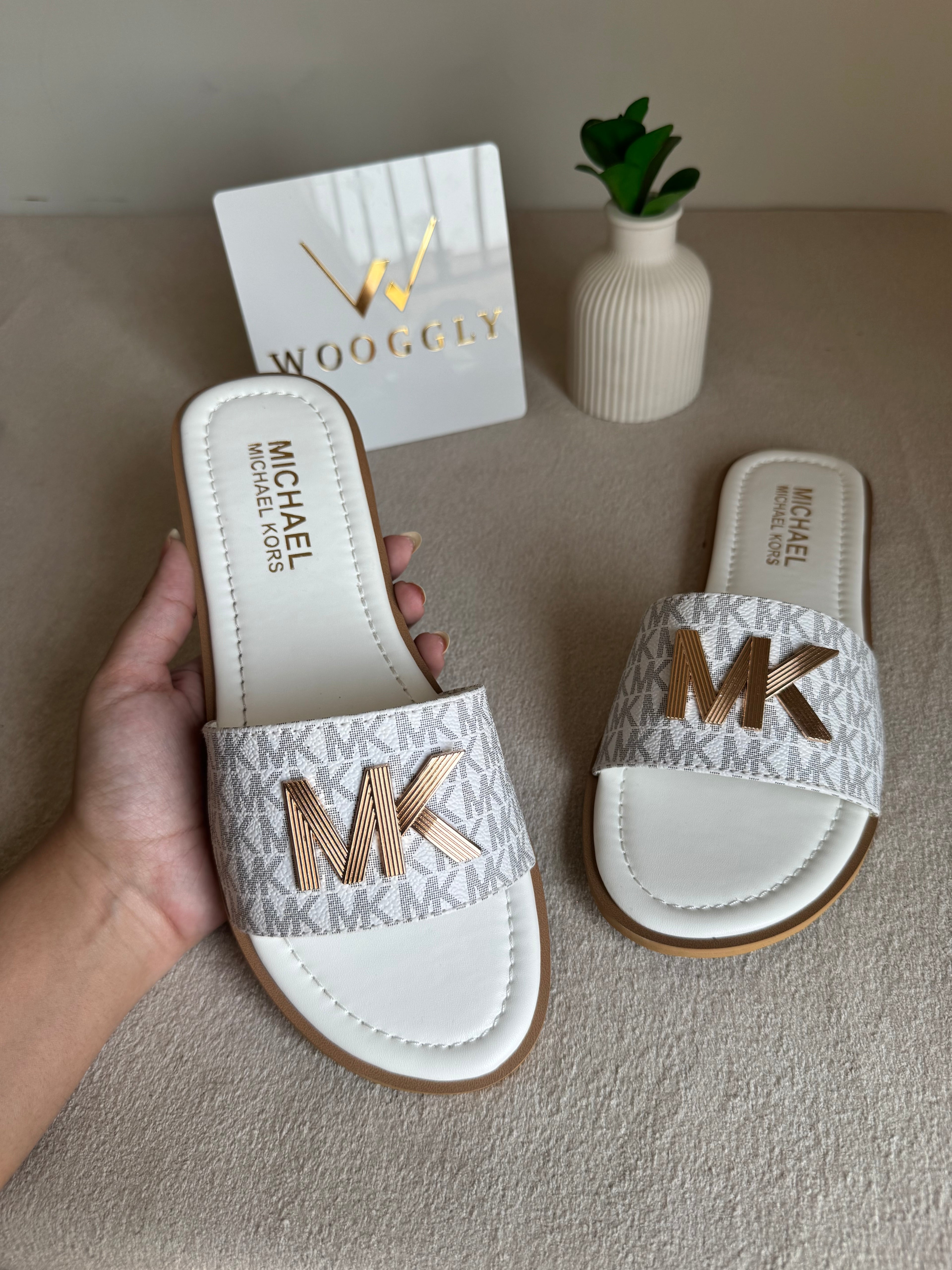 Viral MK Slides - White