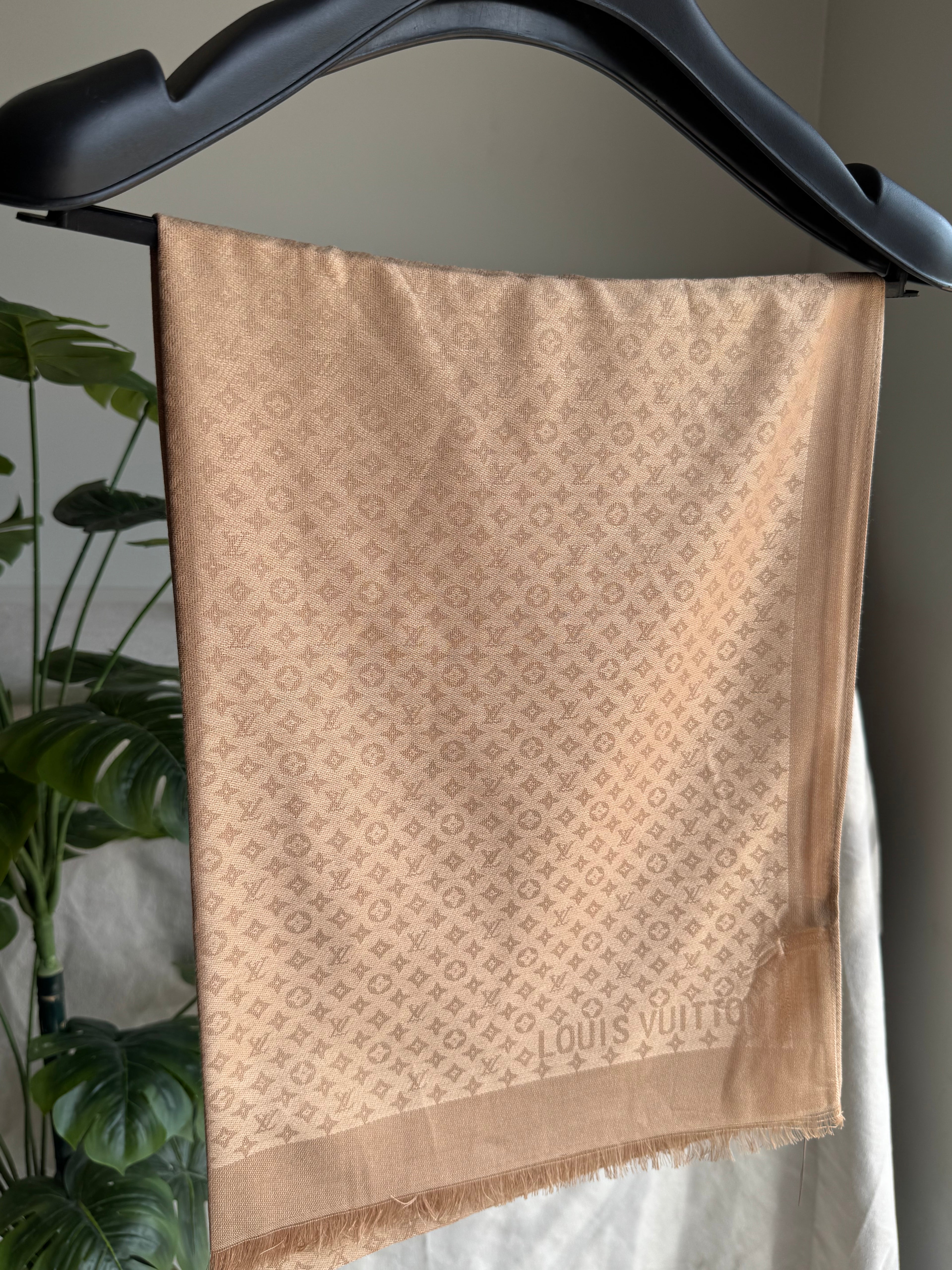 ALL SEASON LV Scarf - Beige