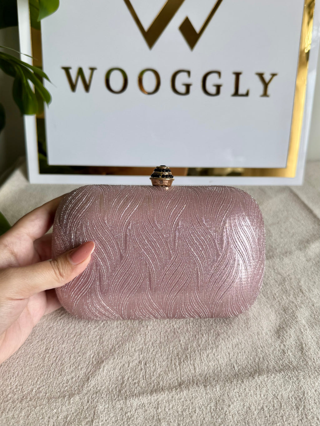 Milan Clutch - Pink