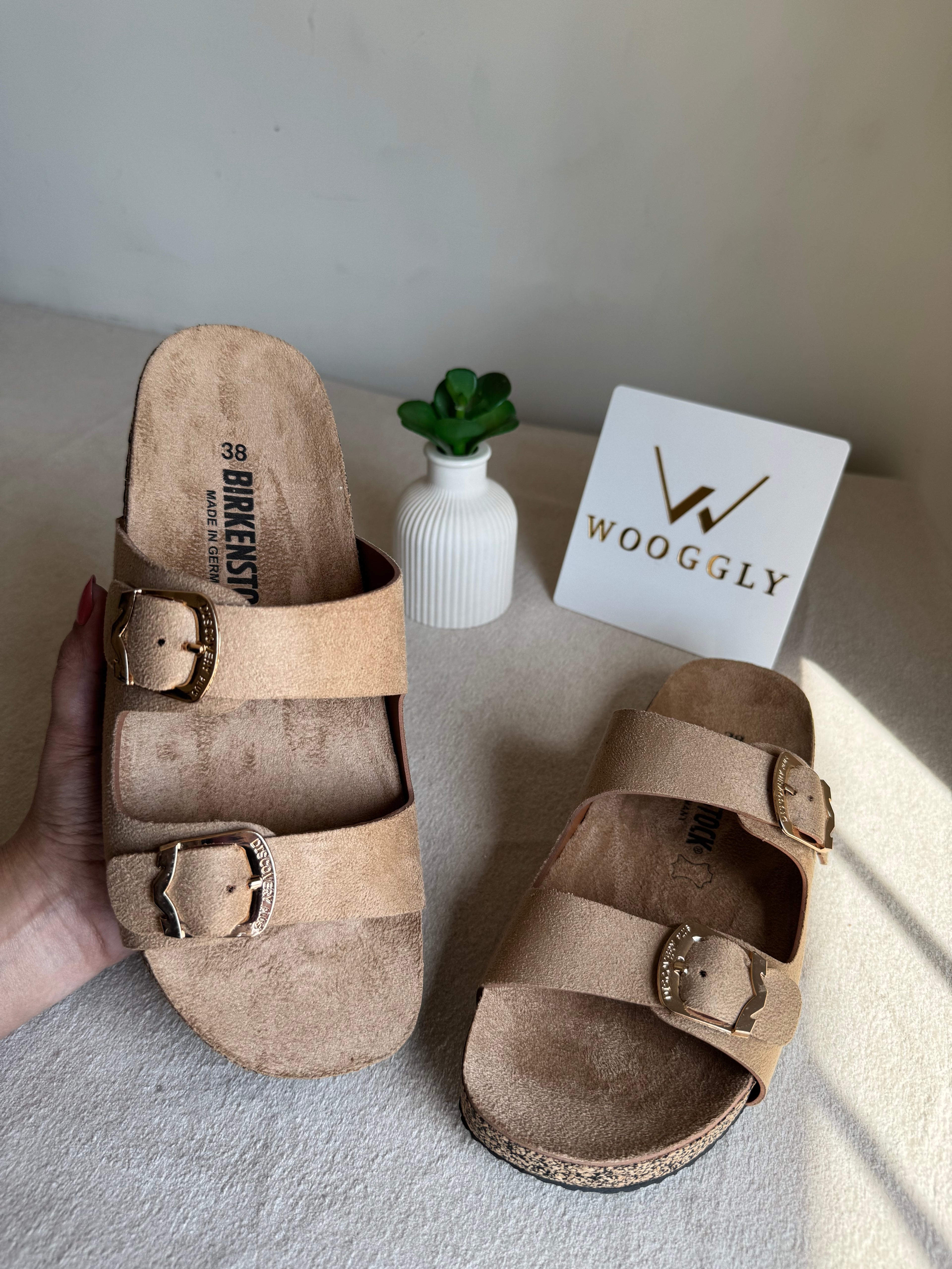 Viral Birkenstock Comfy Sandals - Suede Beige