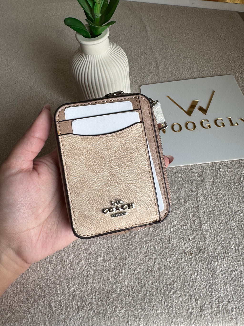 Coach Zip Card Case - Beige
